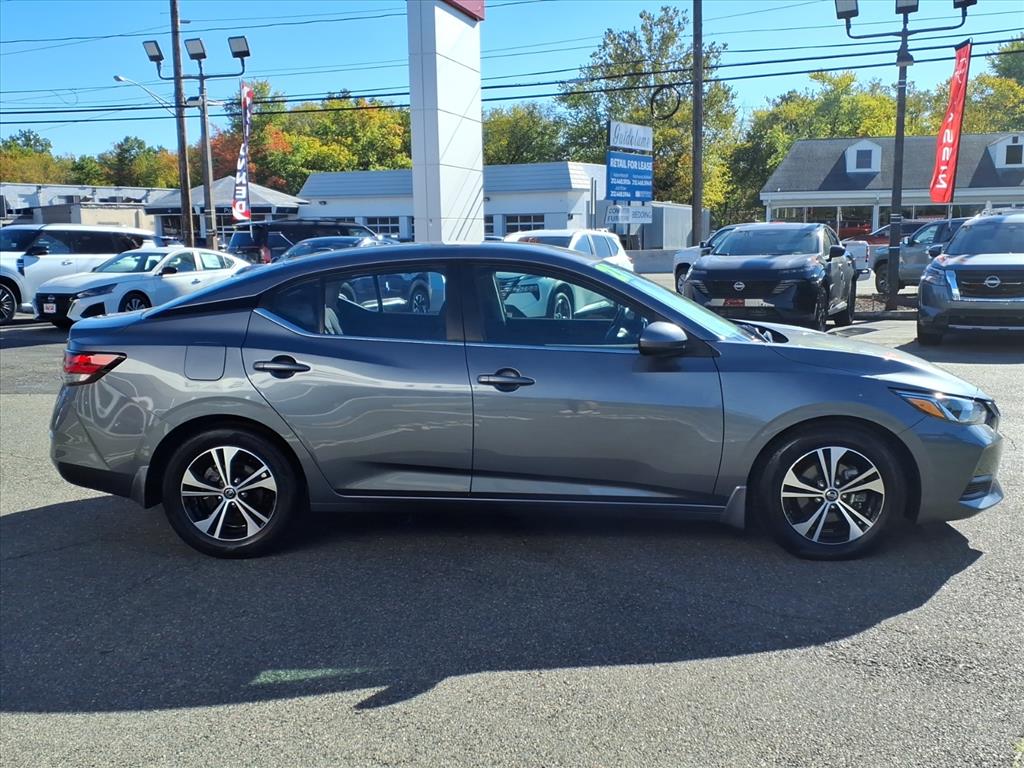 2021 Nissan Sentra SV photo 2