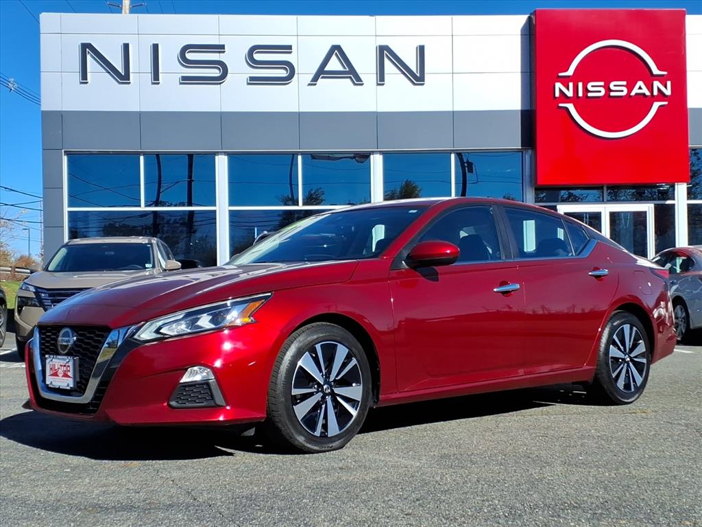 2022 Nissan Altima SV