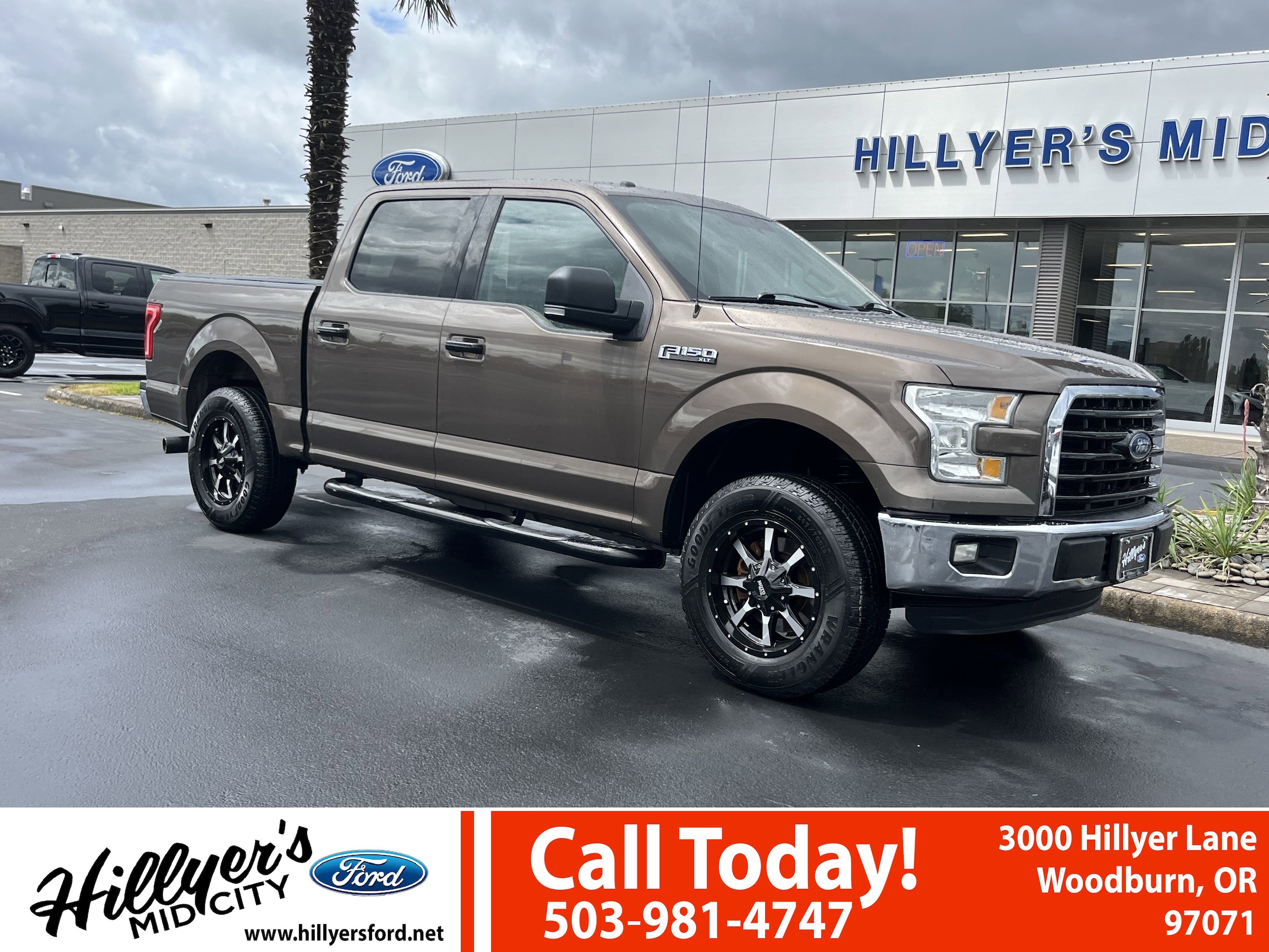 2015 Ford F-150 XLT SuperCrew 145-in's photo