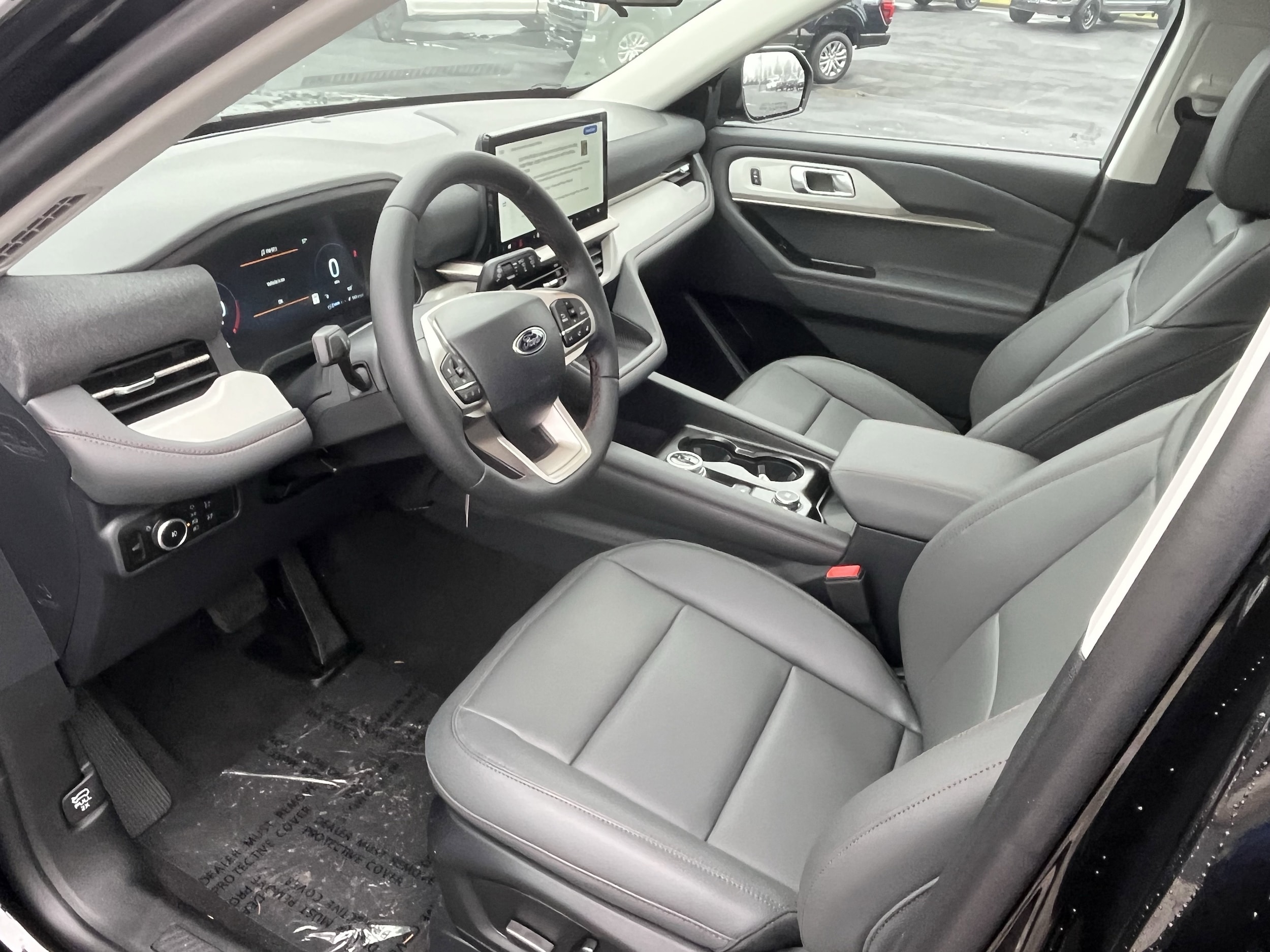 2026 Ford Explorer Active - Photo 6