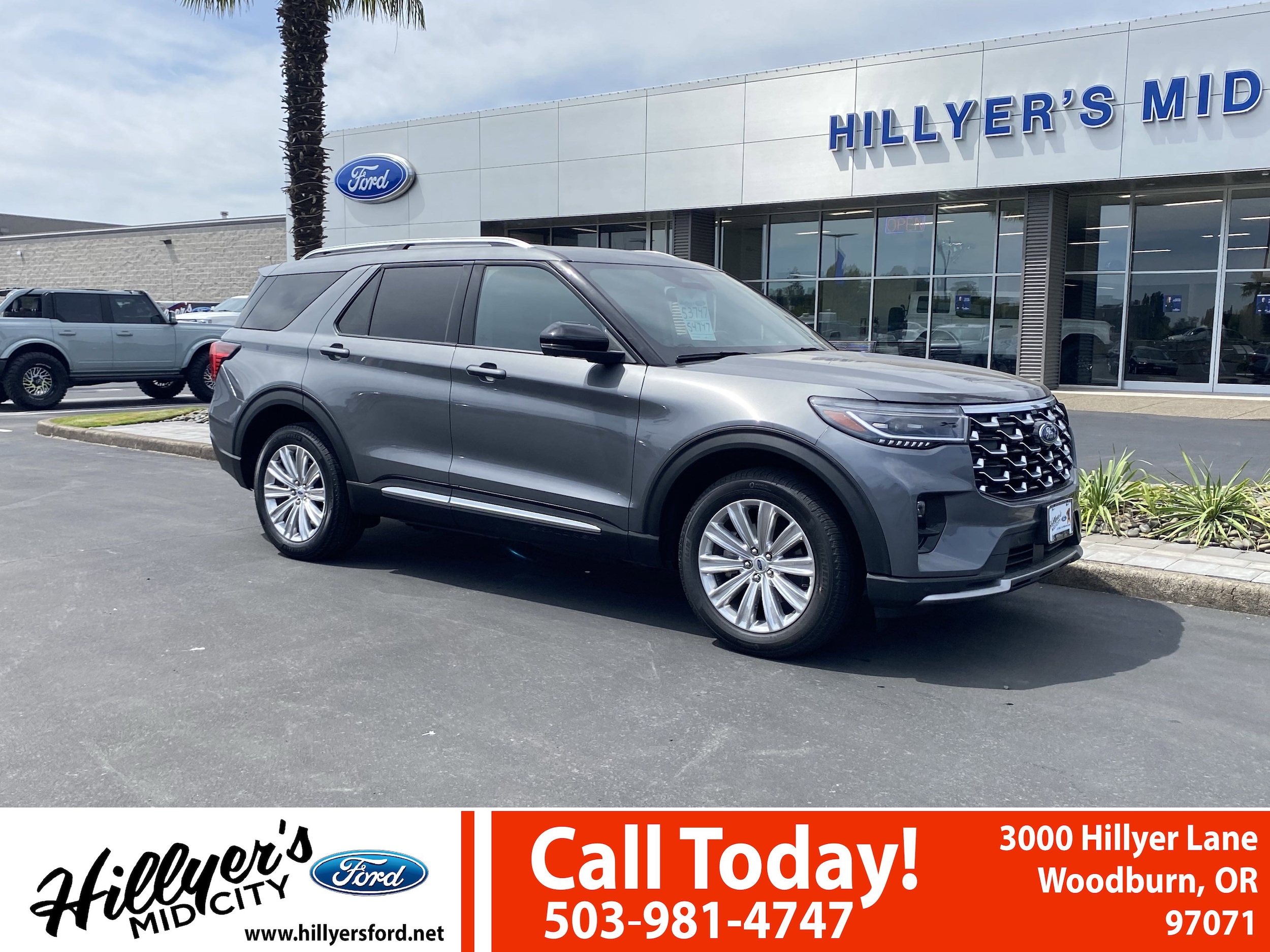 2025 Ford Explorer Platinum
