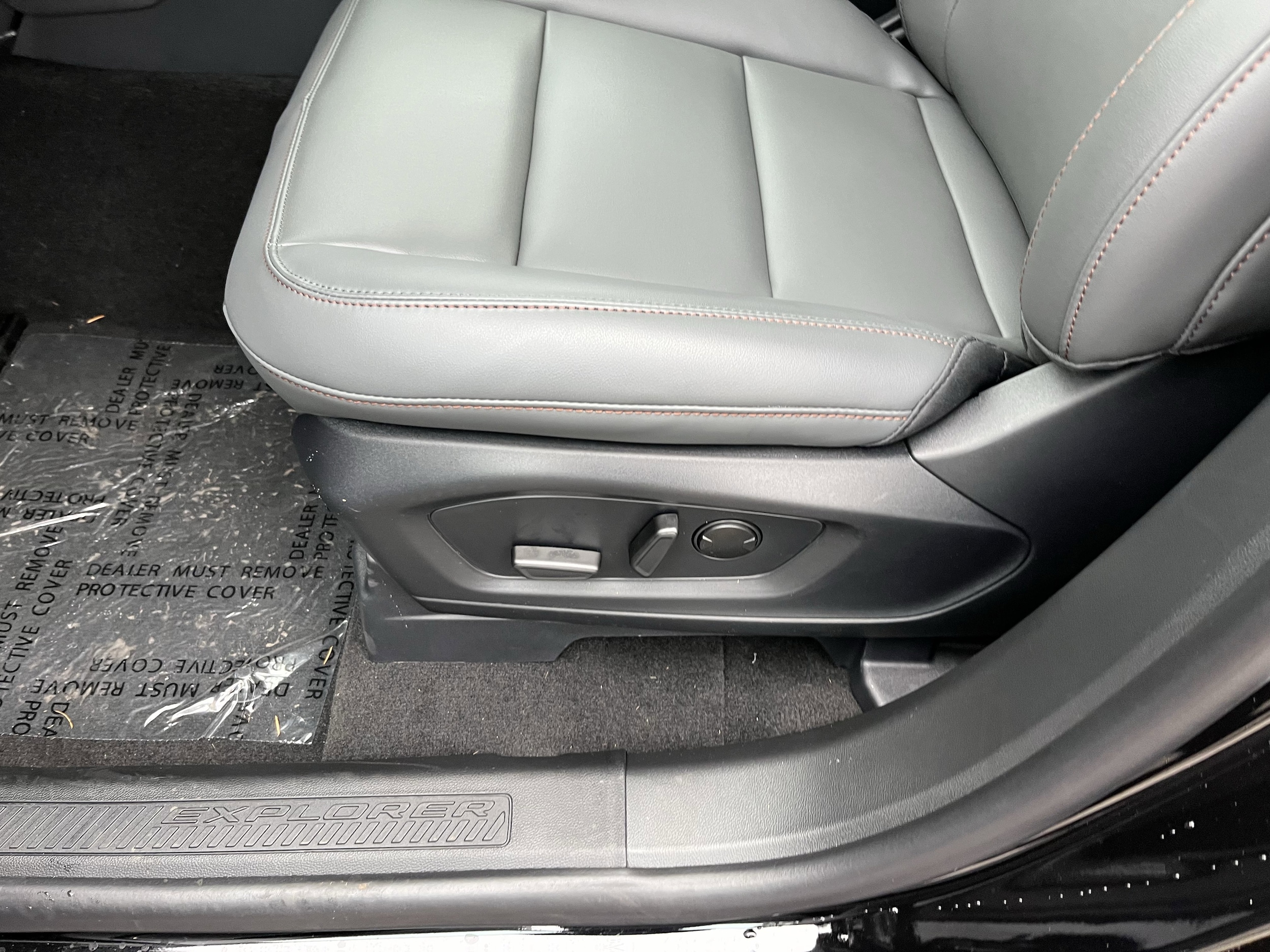 2026 Ford Explorer Active - Photo 16