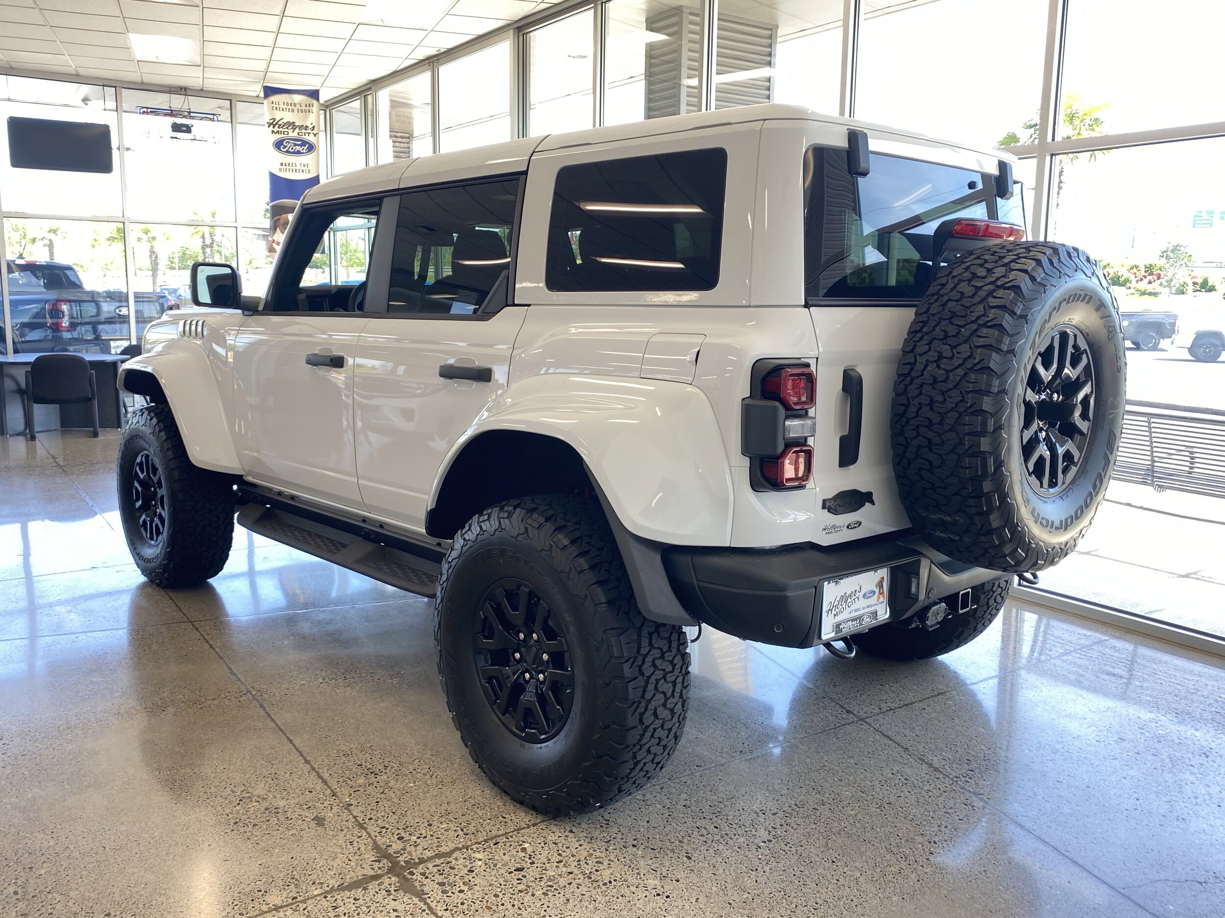 2025 Ford Bronco Raptor photo 3