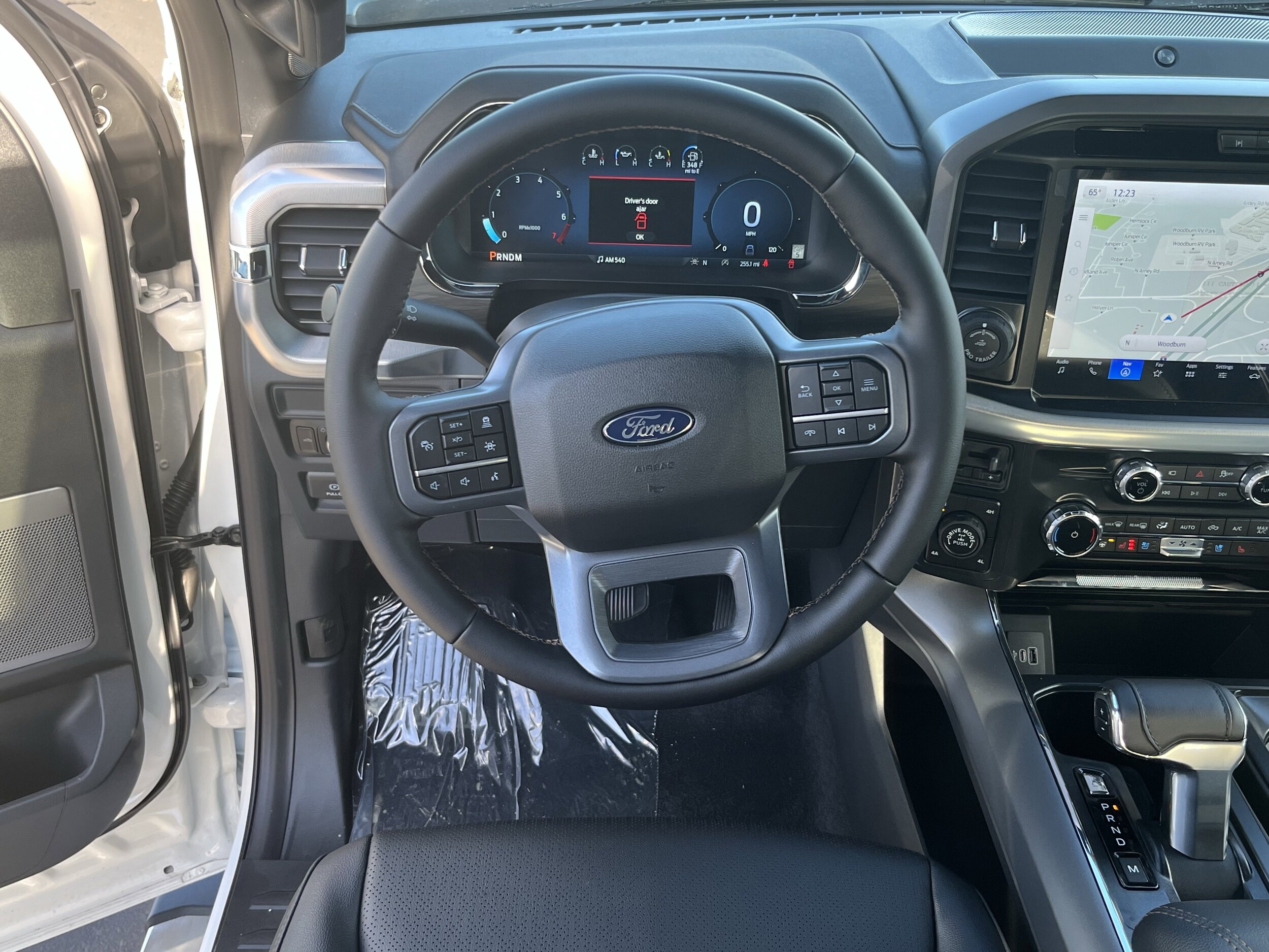 2025 Ford F-150 Lariat - Photo 11