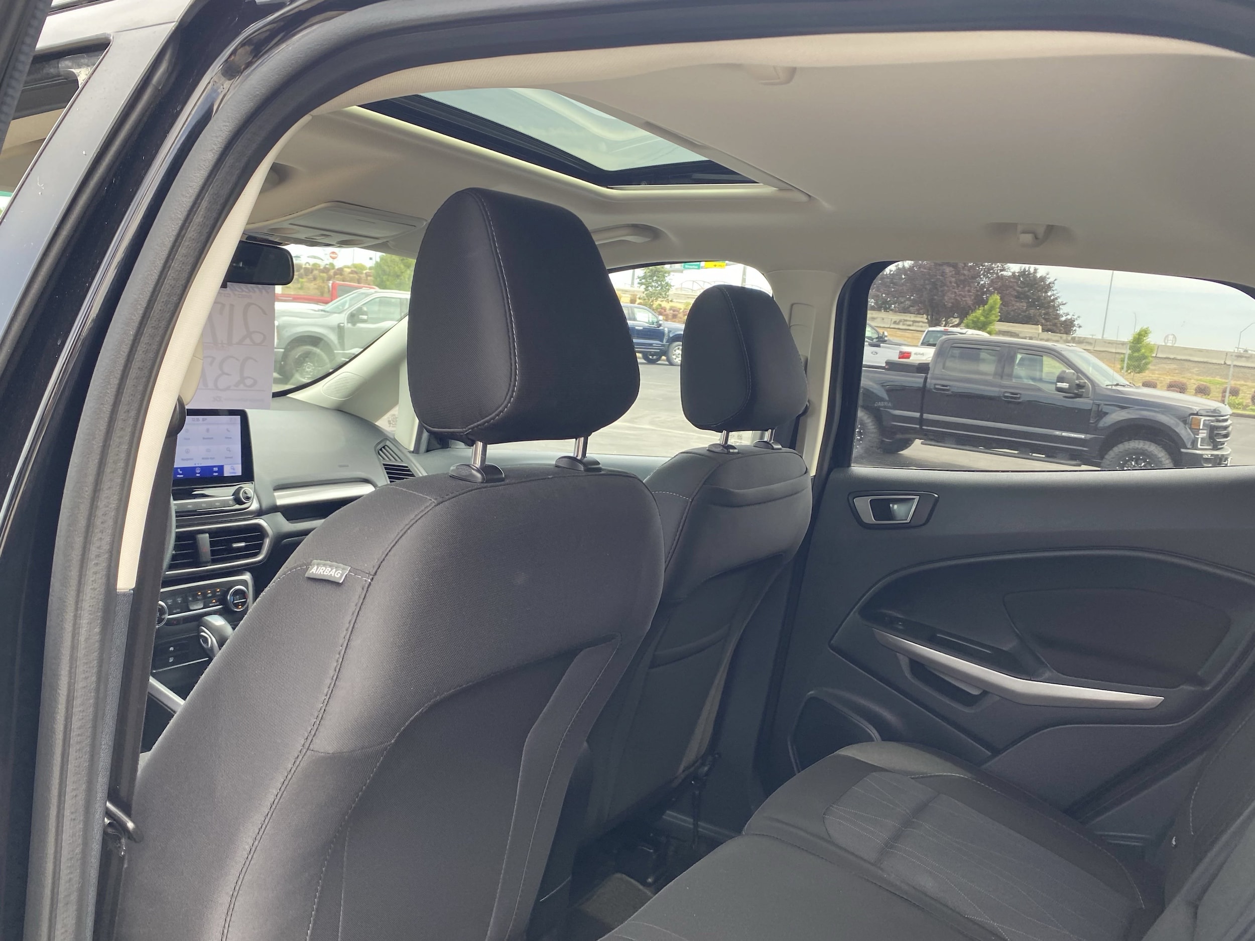 2022 Ford EcoSport SE - Photo 12