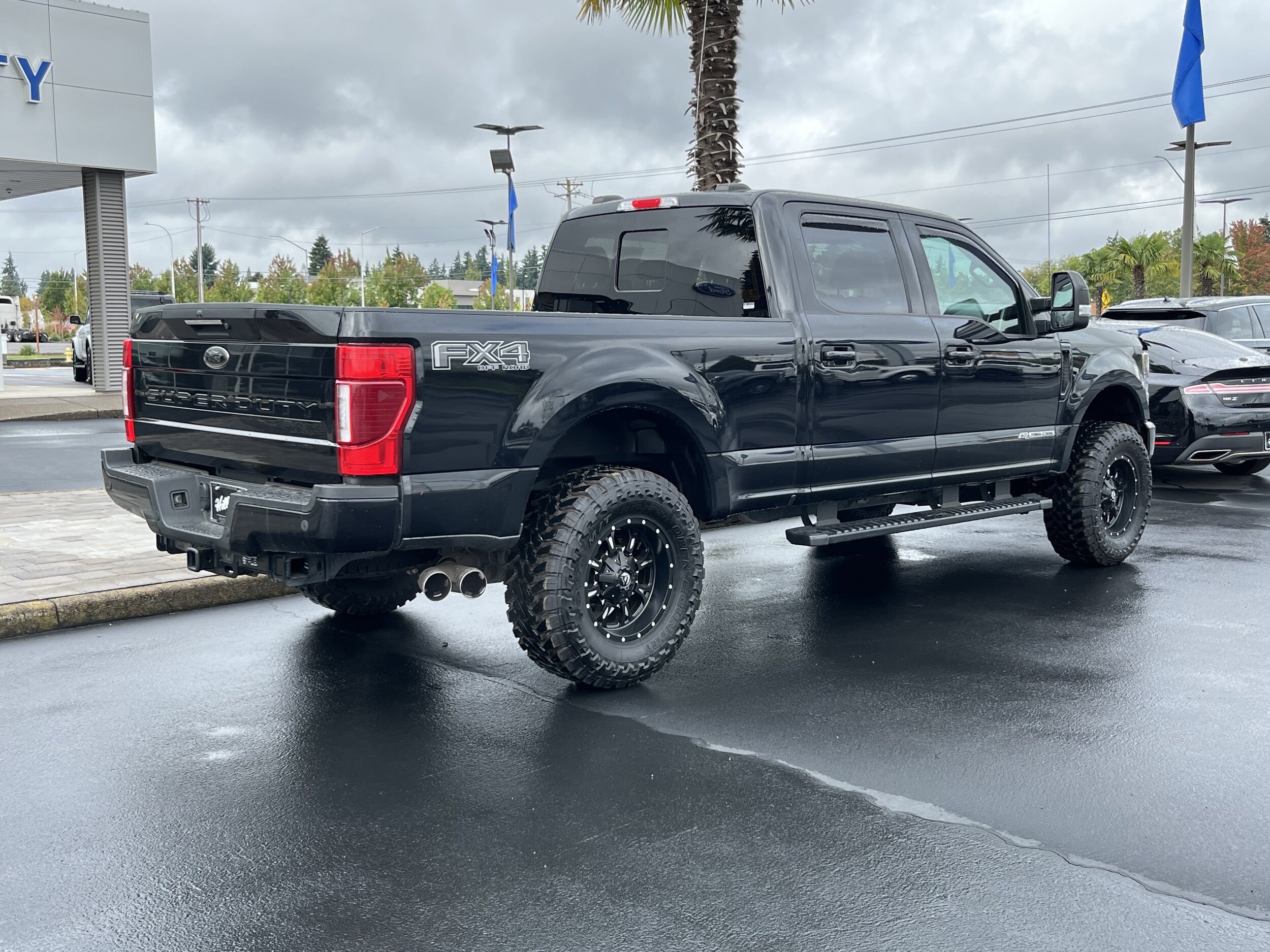 2021 Ford F-250 Lariat photo 4