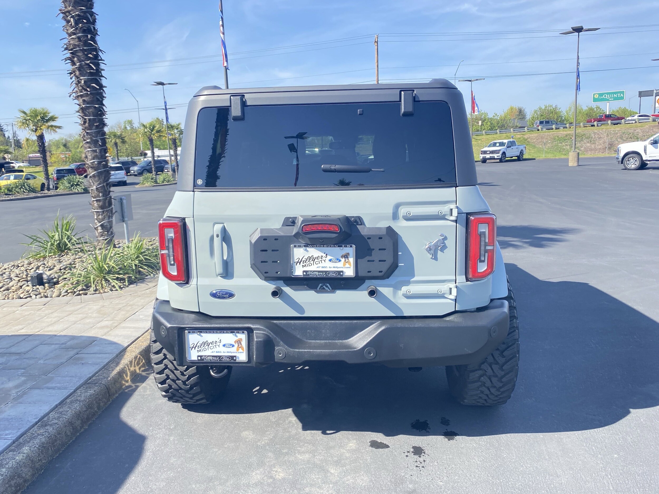 2022 Ford Bronco Outer Banks photo 3