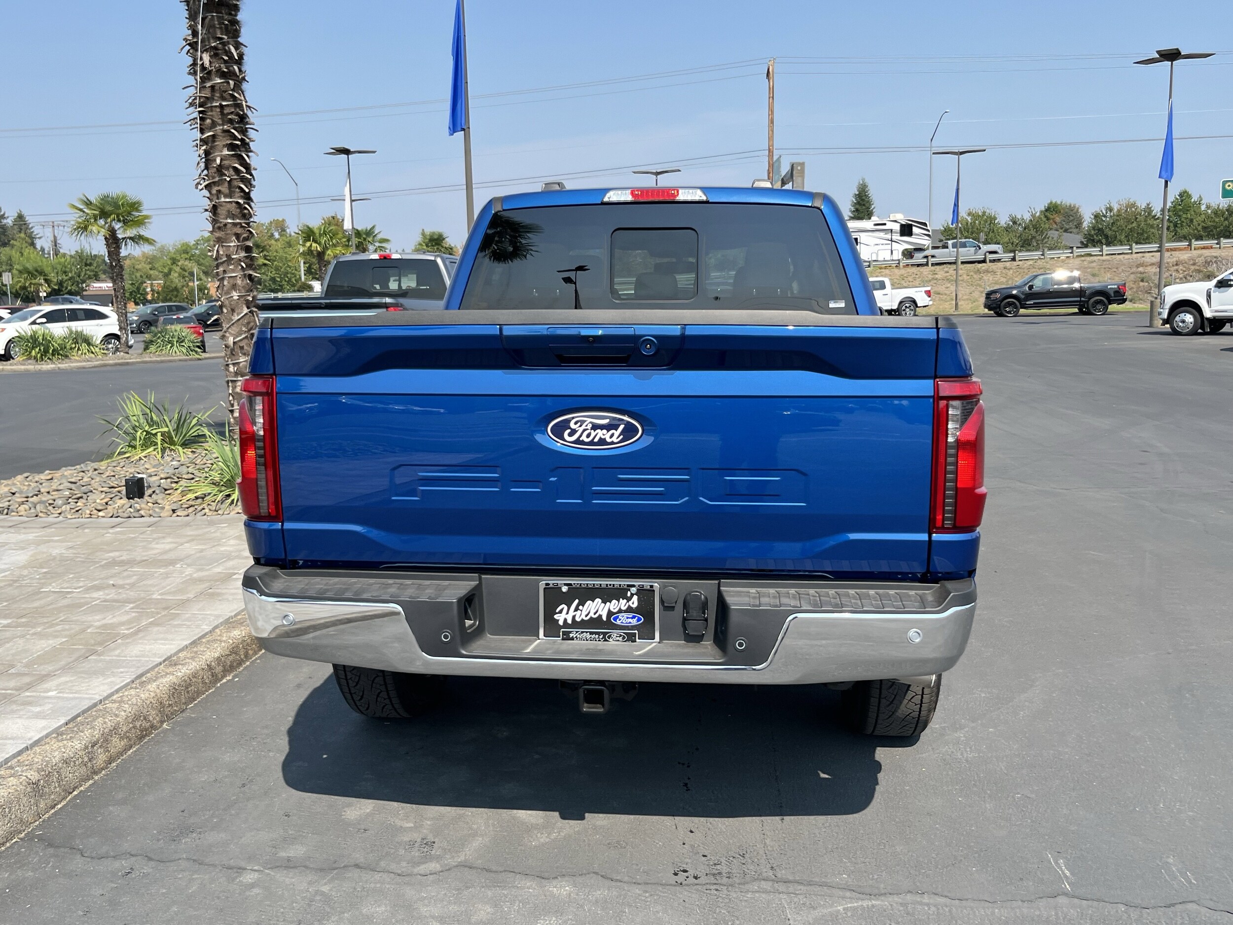 2025 Ford F-150 XLT photo 4