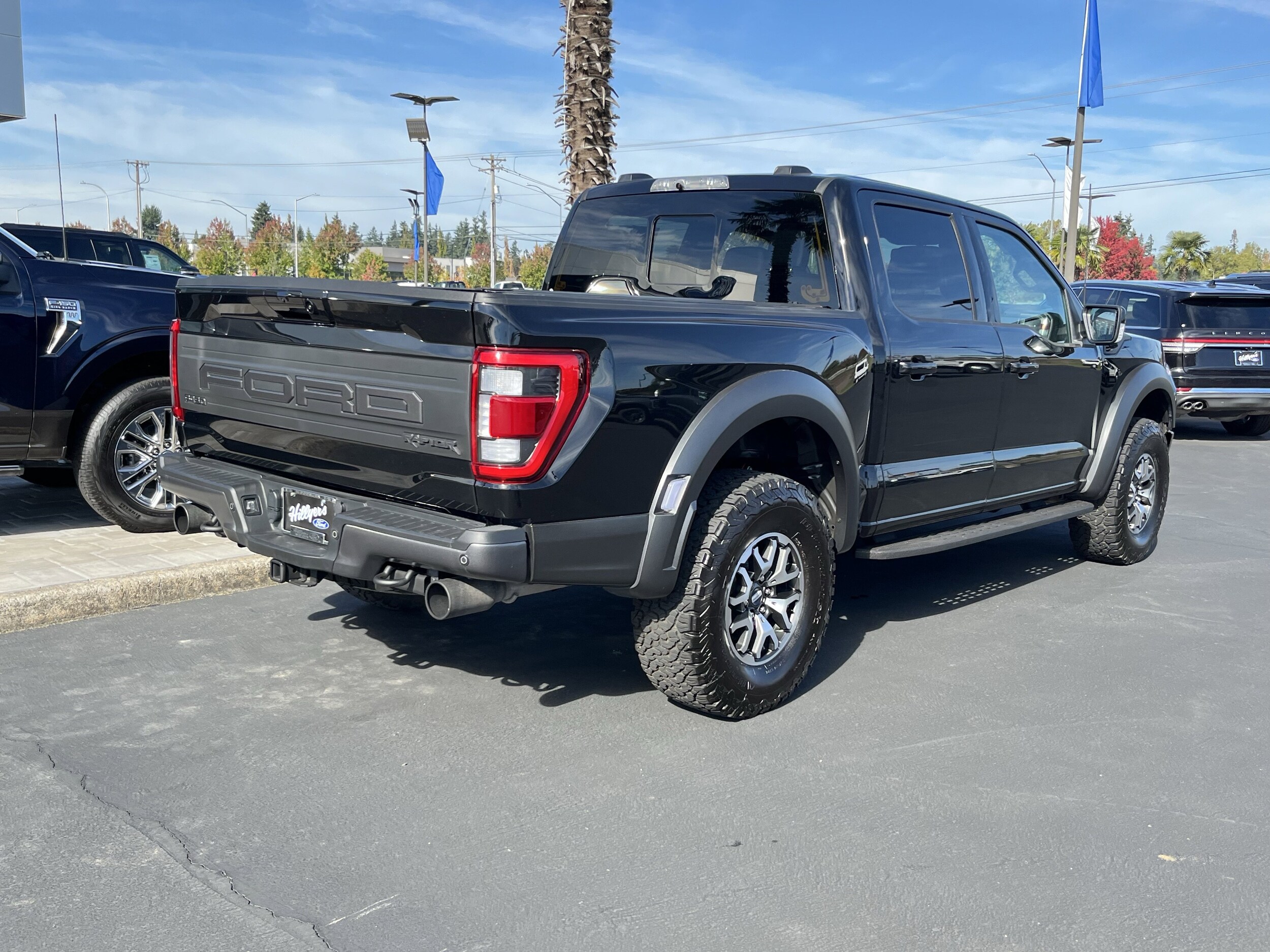 2023 Ford F-150 Raptor photo 3