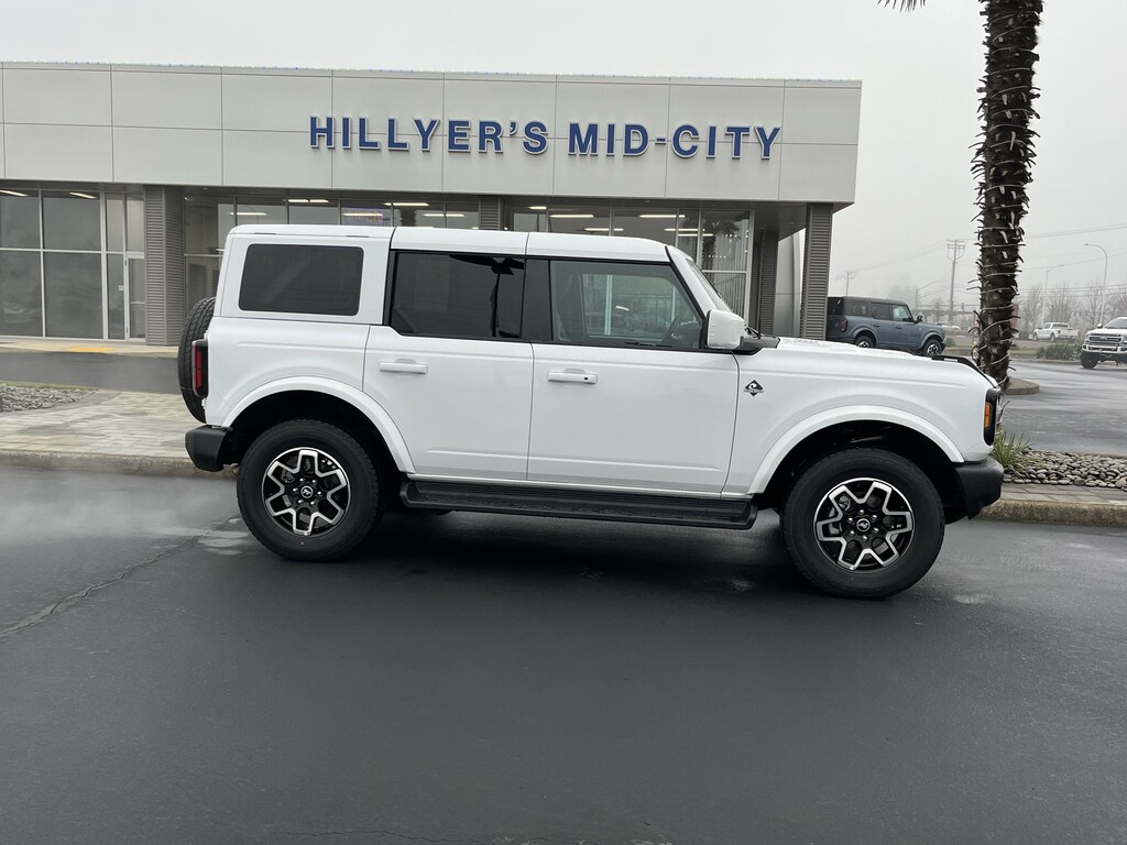 Used 2025 Ford Bronco Outer Banks SUV