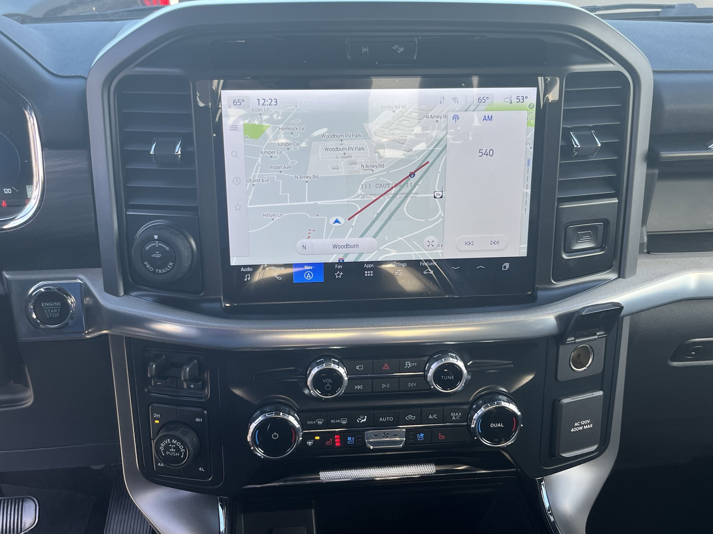 2025 Ford F-150 Lariat - Photo 19