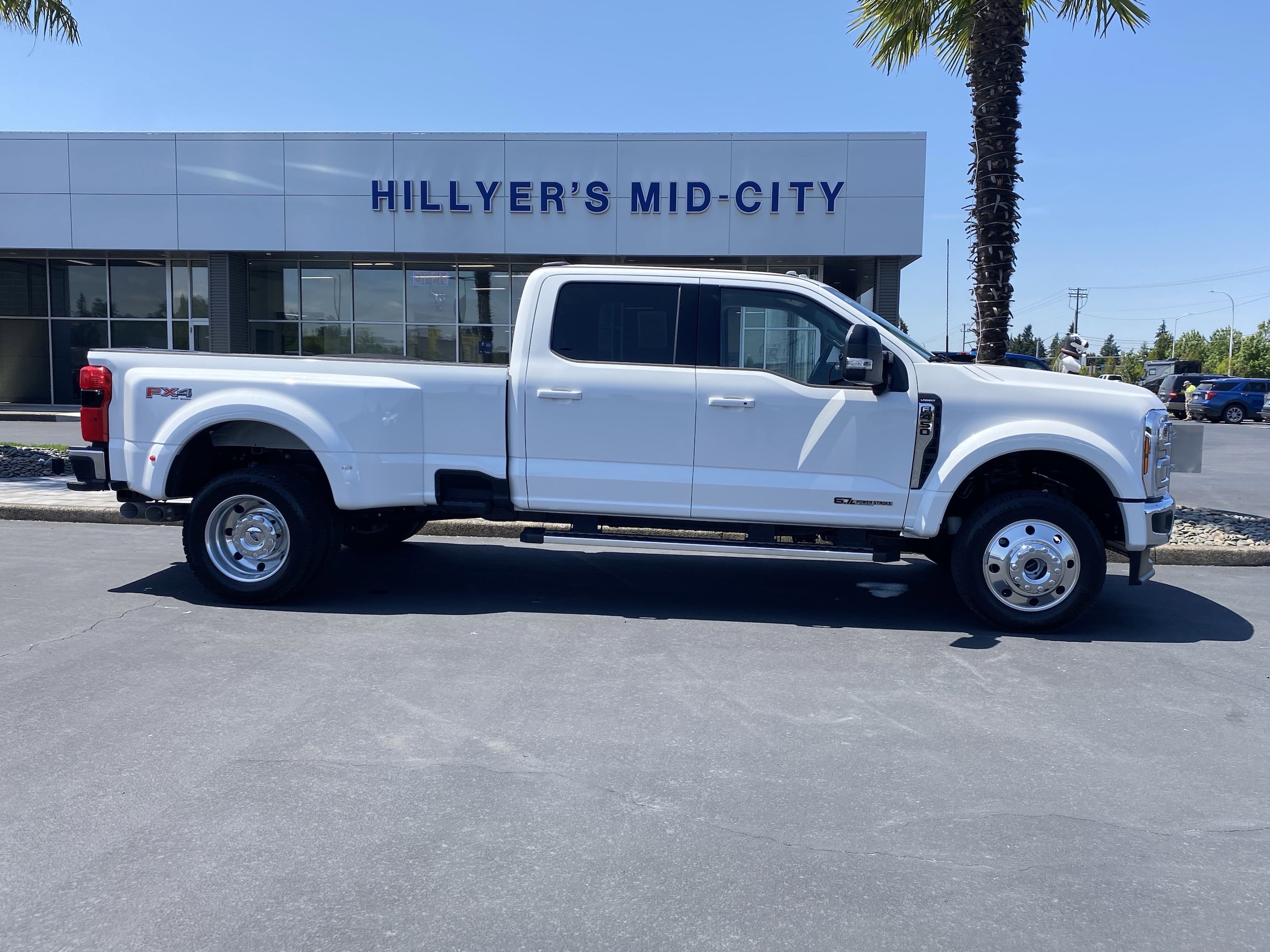 Used 2025 Ford F-450 Super Duty Lariat with VIN 1FT8W4DT9SEC44832 for sale in Woodburn, OR