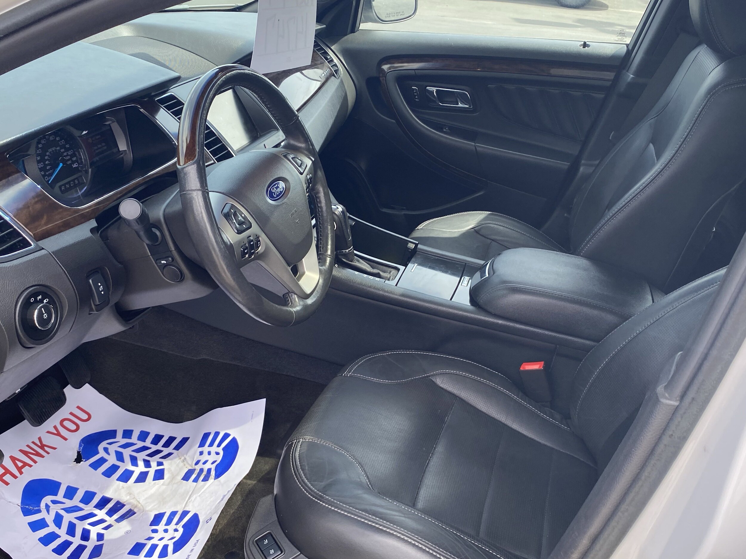 2014 Ford Taurus Limited photo 3