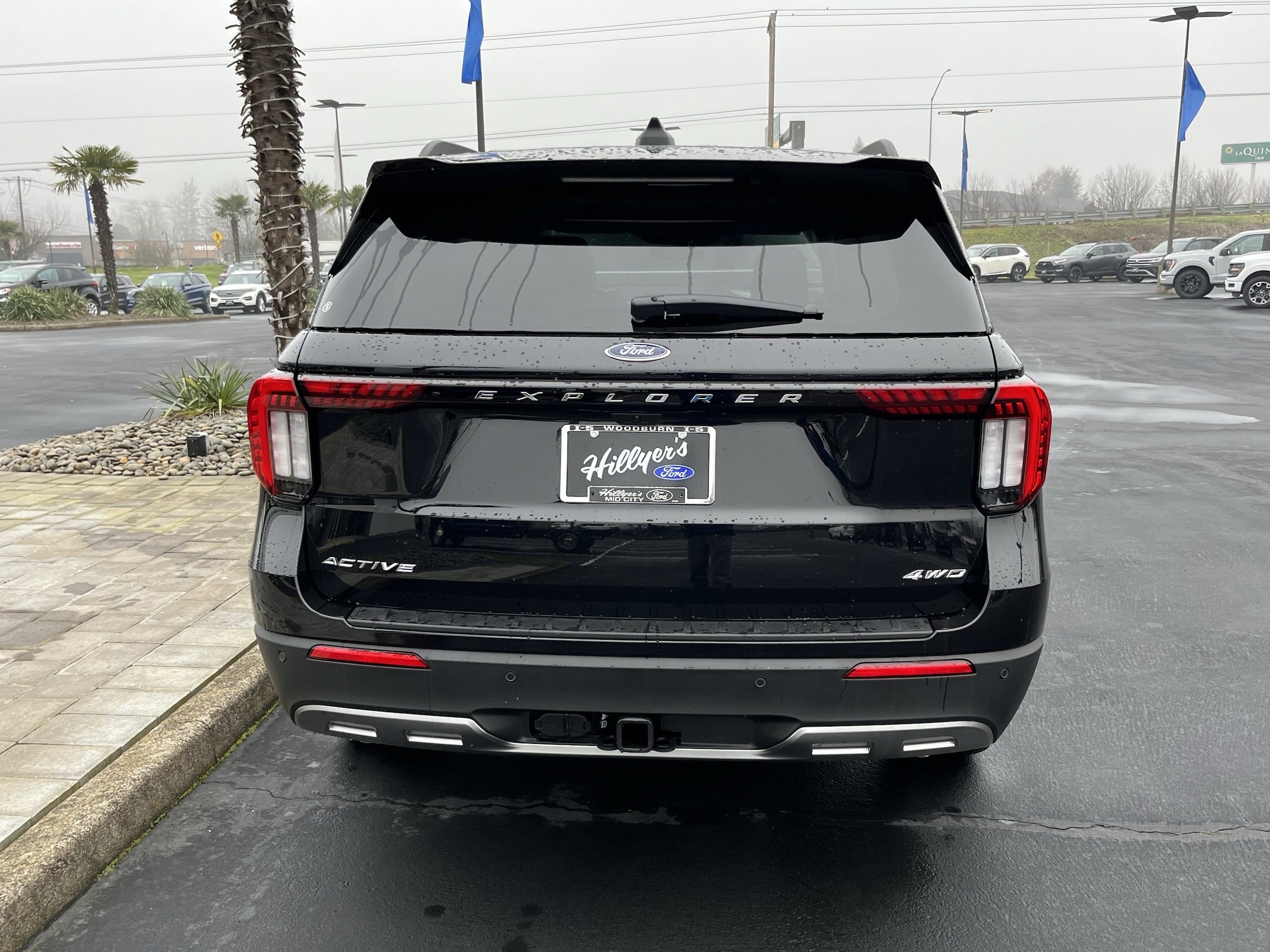 2026 Ford Explorer Active - Photo 4