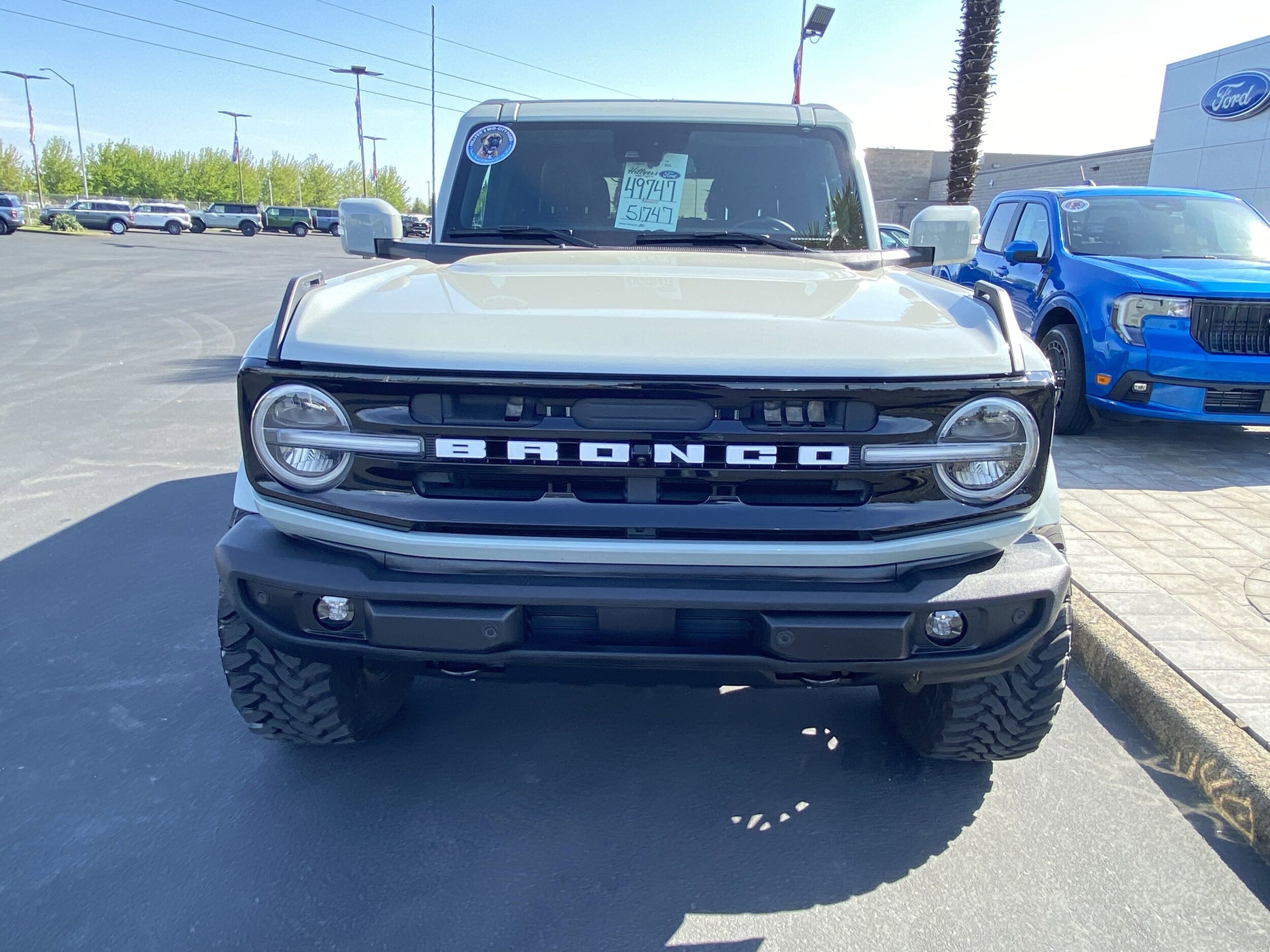 2022 Ford Bronco Outer Banks photo 4