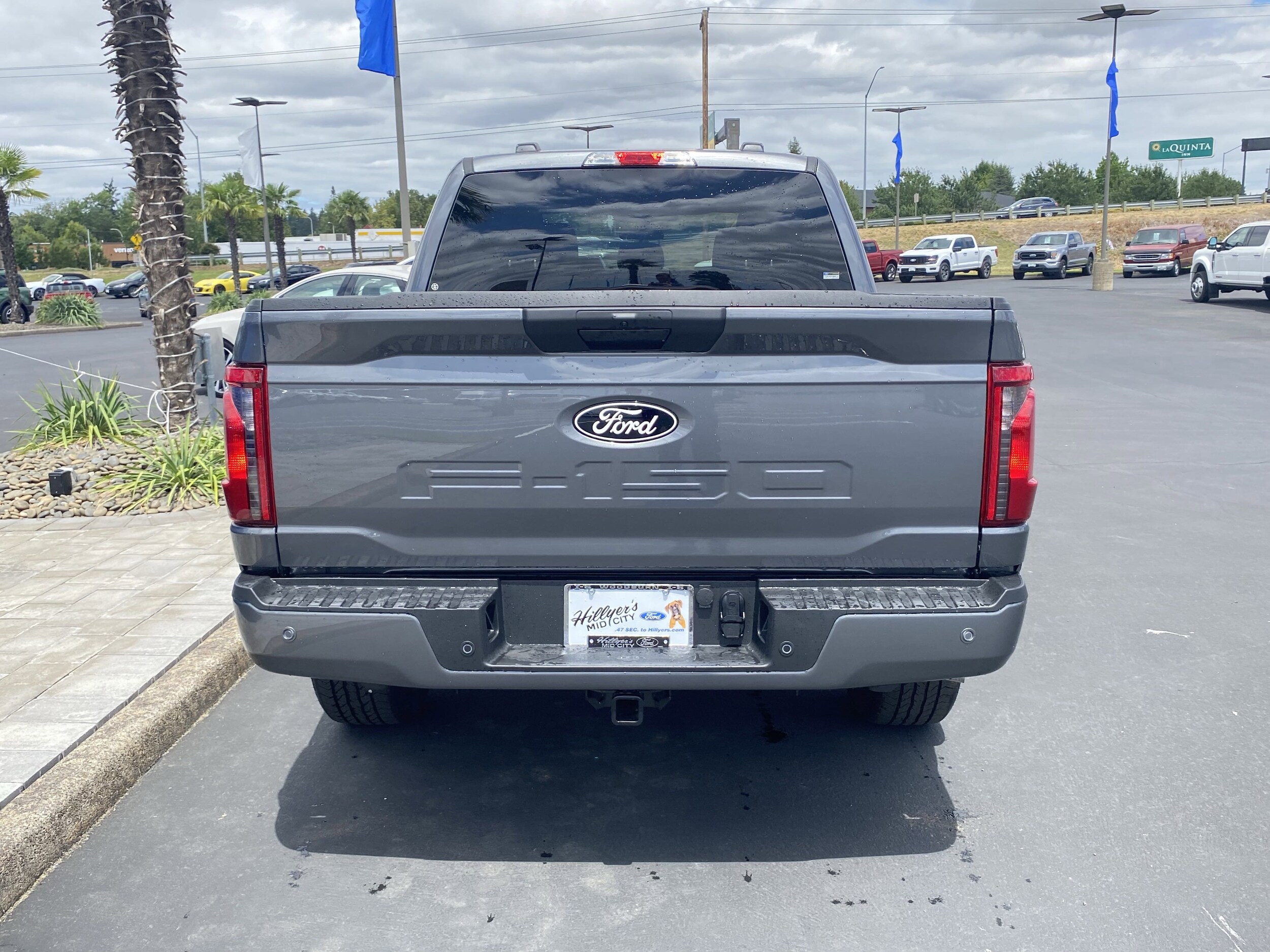 2025 Ford F-150 STX photo 4