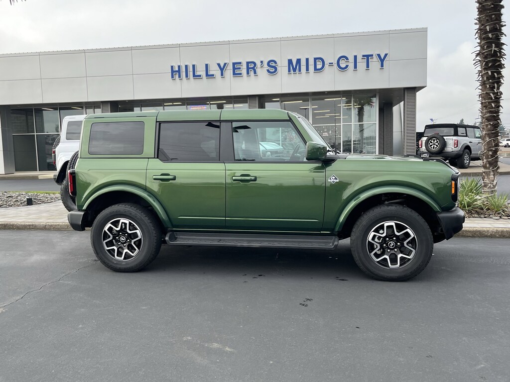 Certified 2025 Ford Bronco Outer Banks SUV