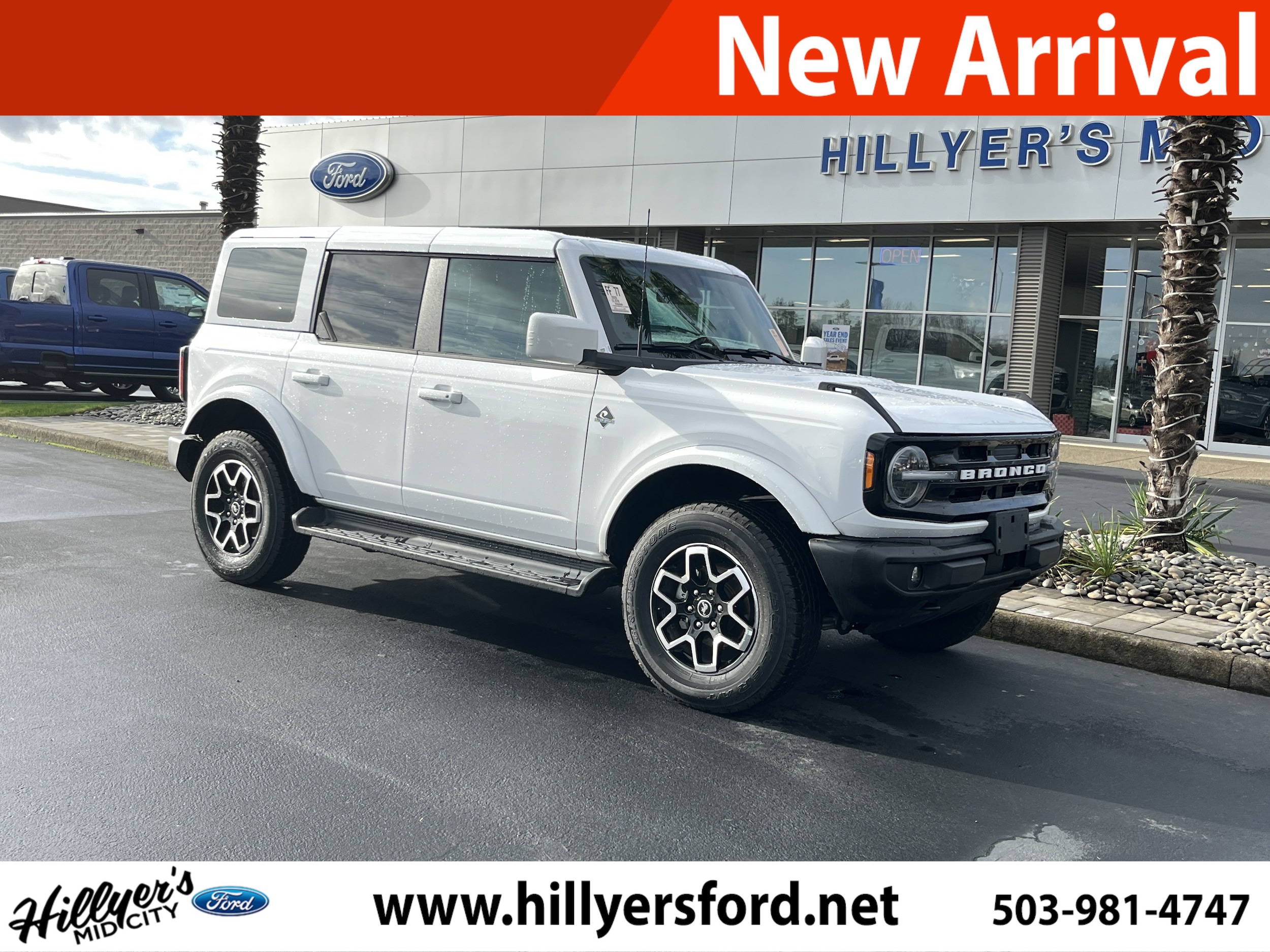 2025 Ford Bronco 4-Door Outer Banks's photo