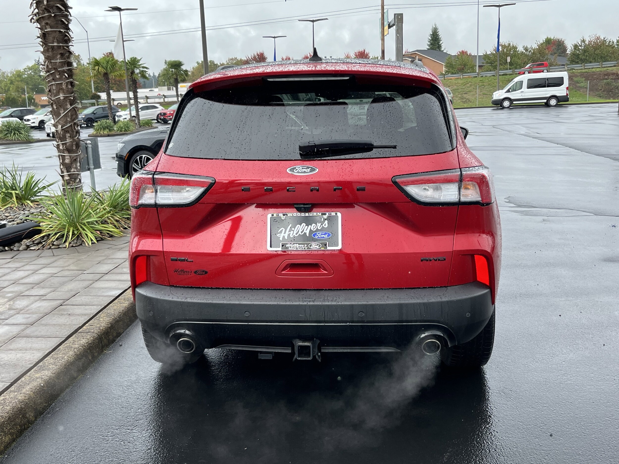 2022 Ford Escape SEL photo 2