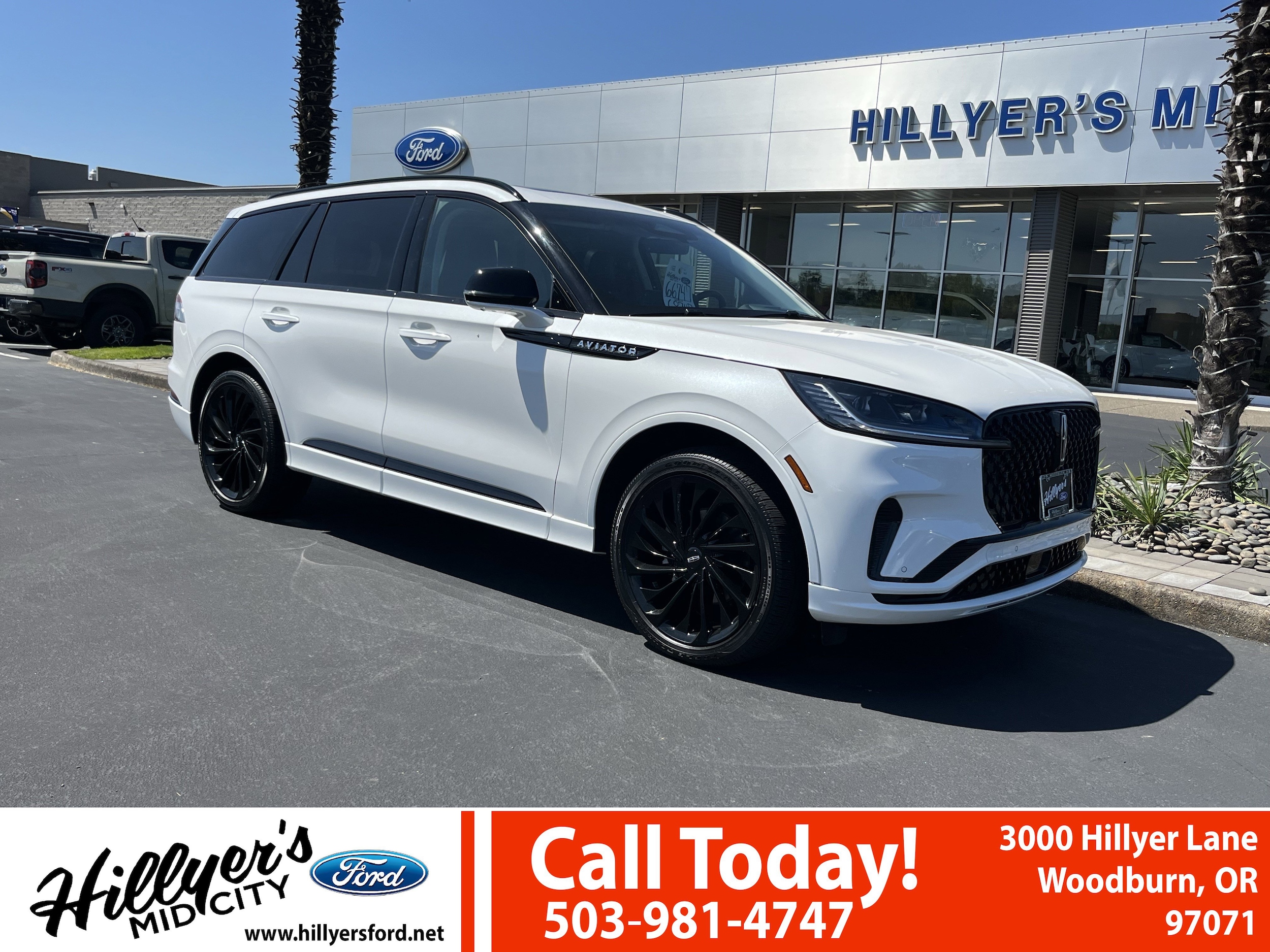 2025 Lincoln Aviator Reserve AWD's photo