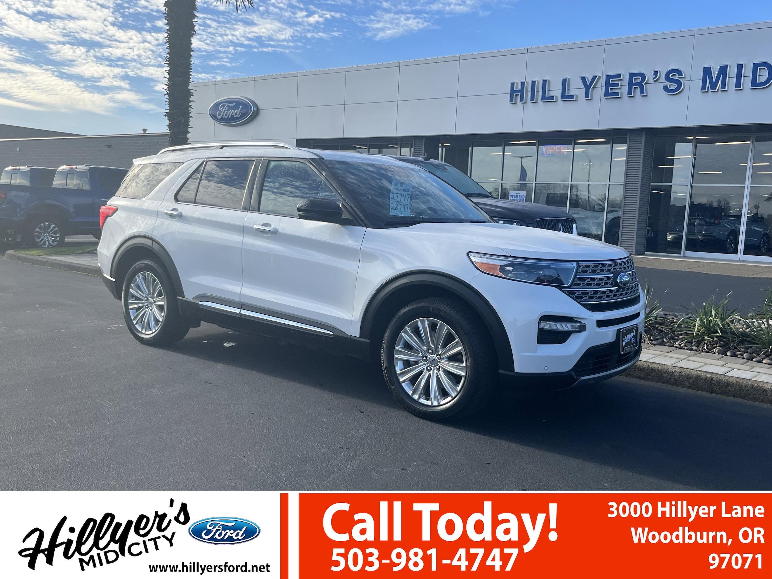 2021 Ford Explorer Limited's photo