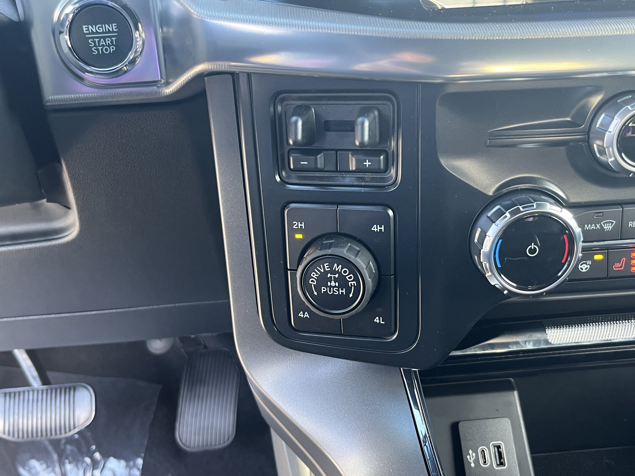 2025 Ford F-150 Lariat - Photo 20