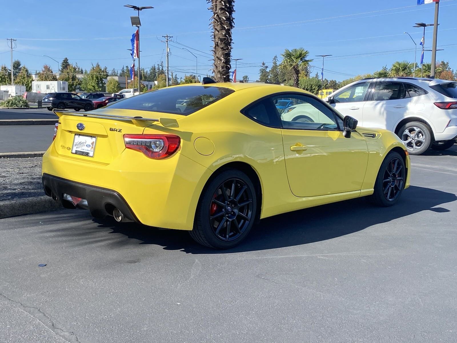 2017 Subaru BRZ Series.Yellow photo 3