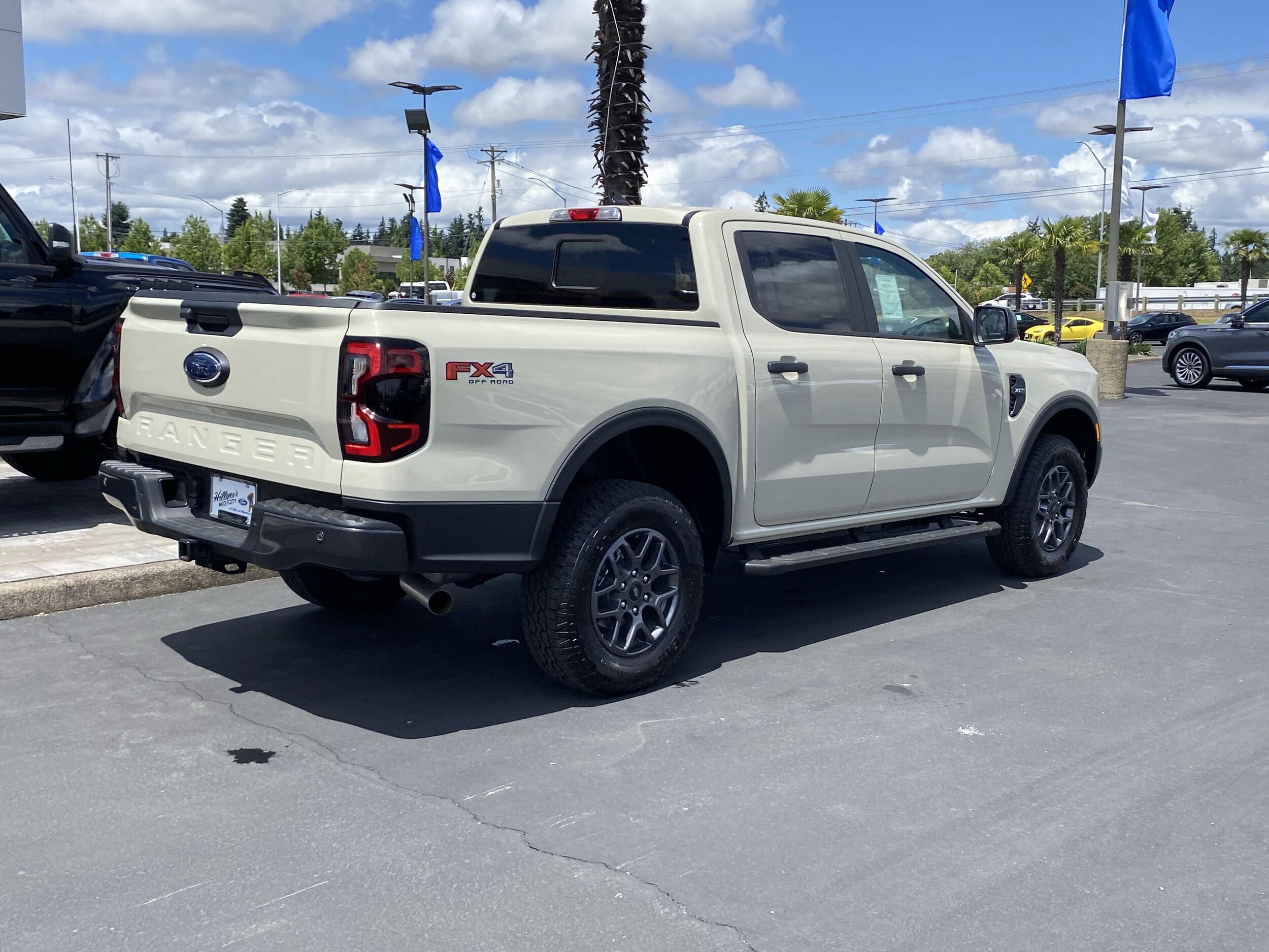 2025 Ford Ranger XLT photo 3