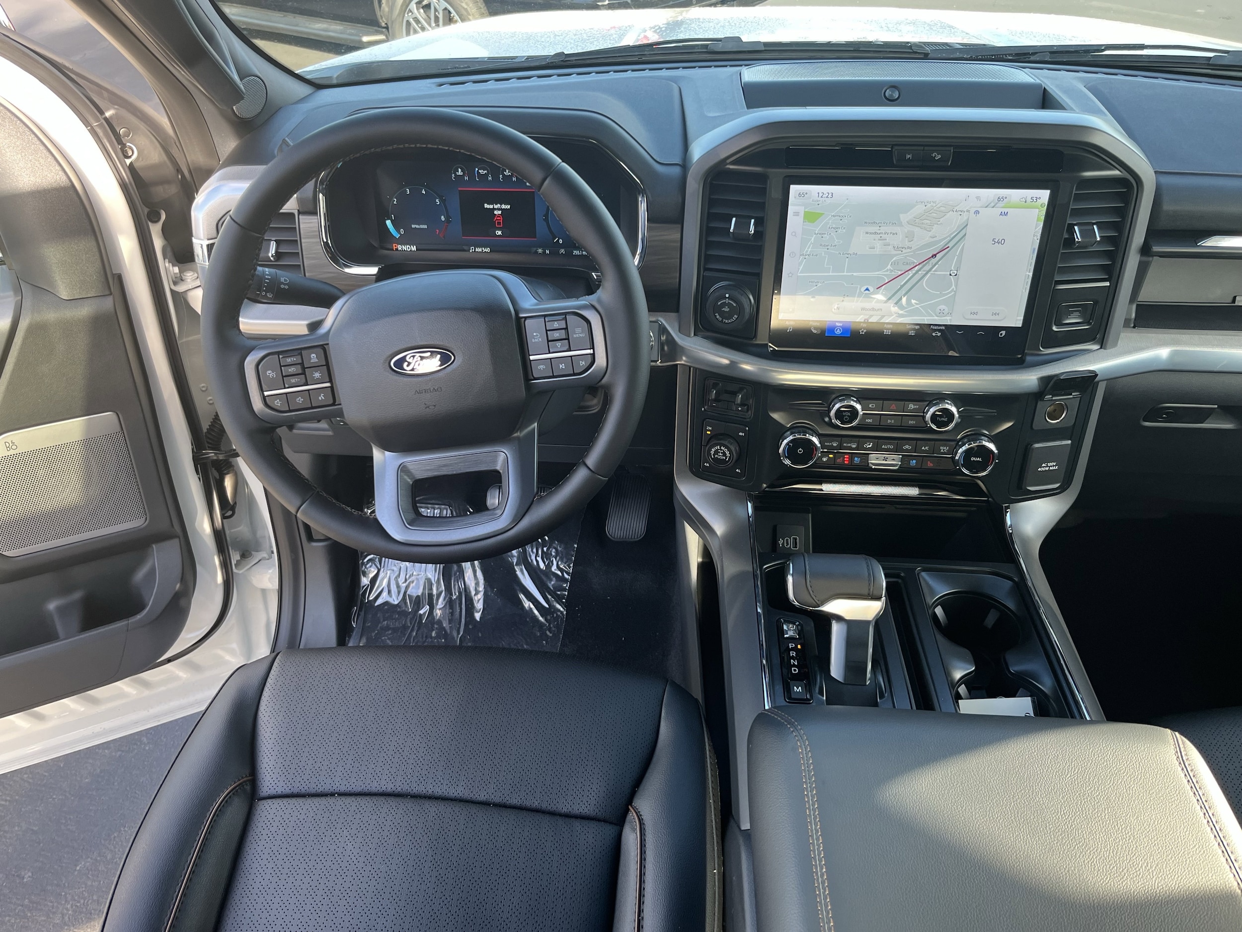 2025 Ford F-150 Lariat - Photo 10