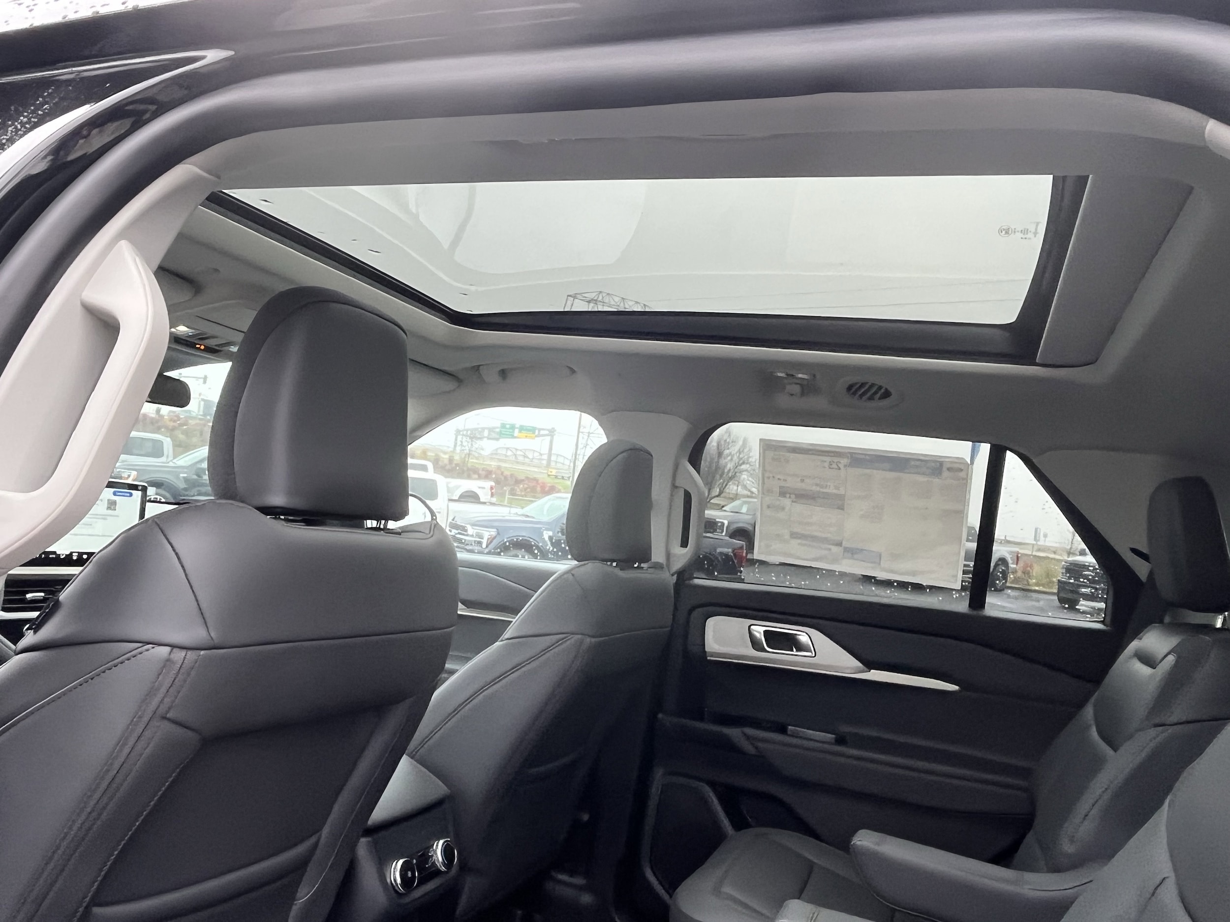 2026 Ford Explorer Active - Photo 12