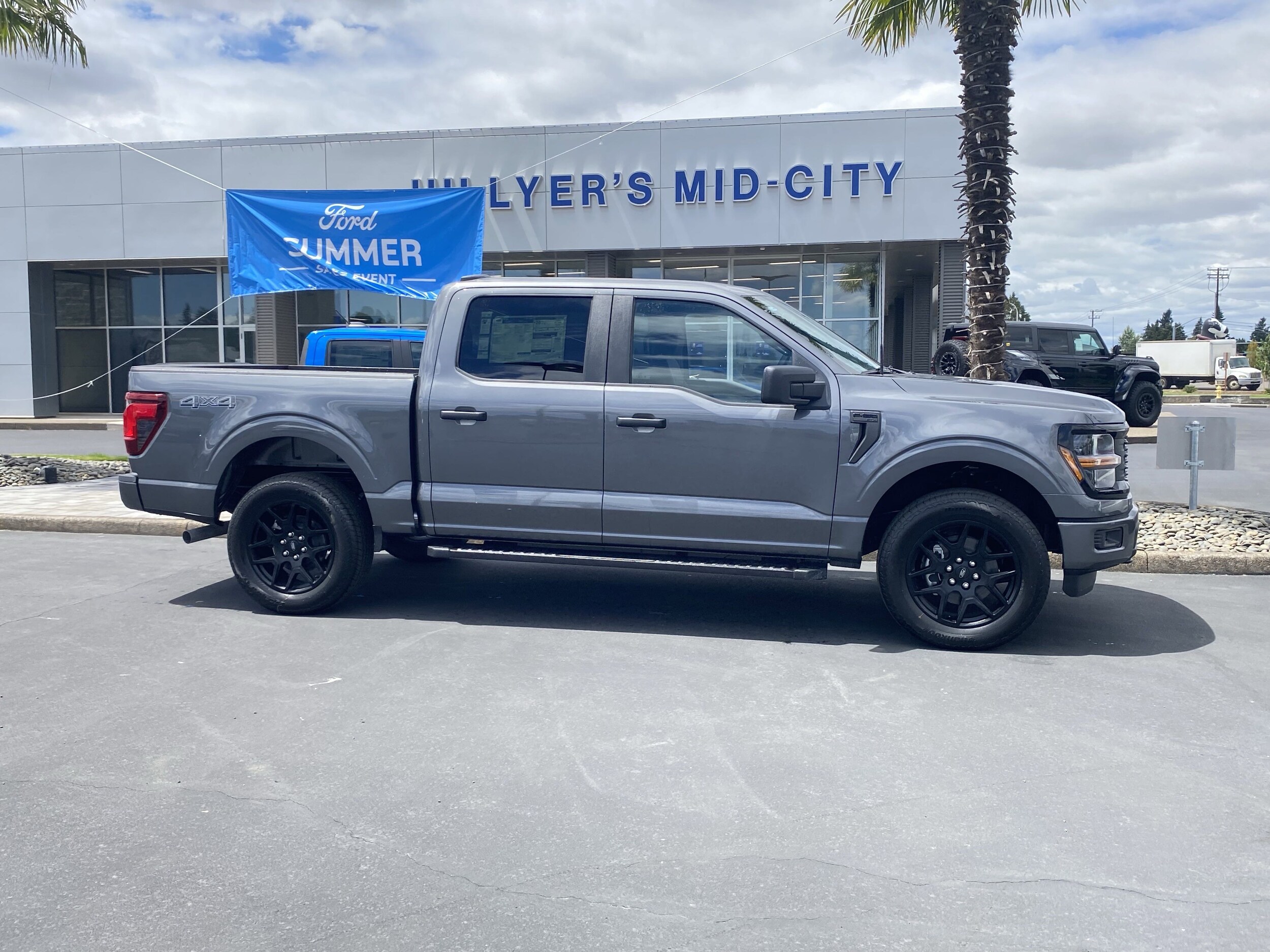 2025 Ford F-150 STX photo 2