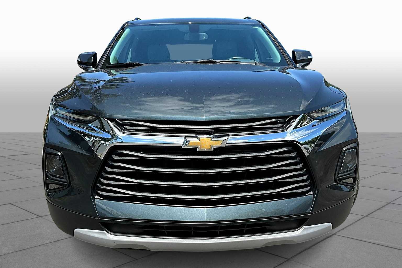 2019 Chevrolet Blazer 1LT photo 2