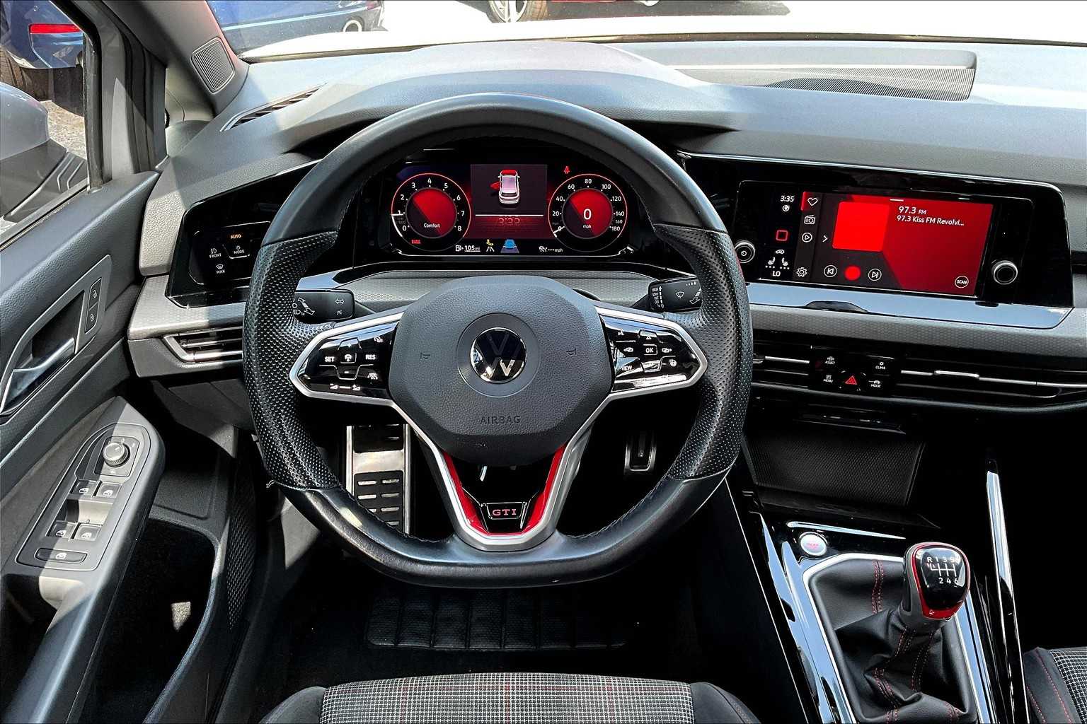 2023 Volkswagen Golf GTI S photo 4