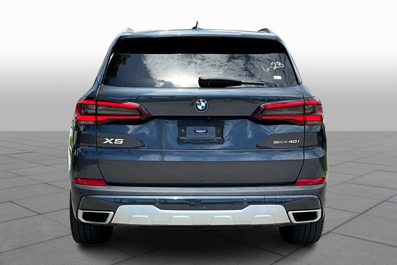 2022 Bmw X5 sDrive40i photo 3