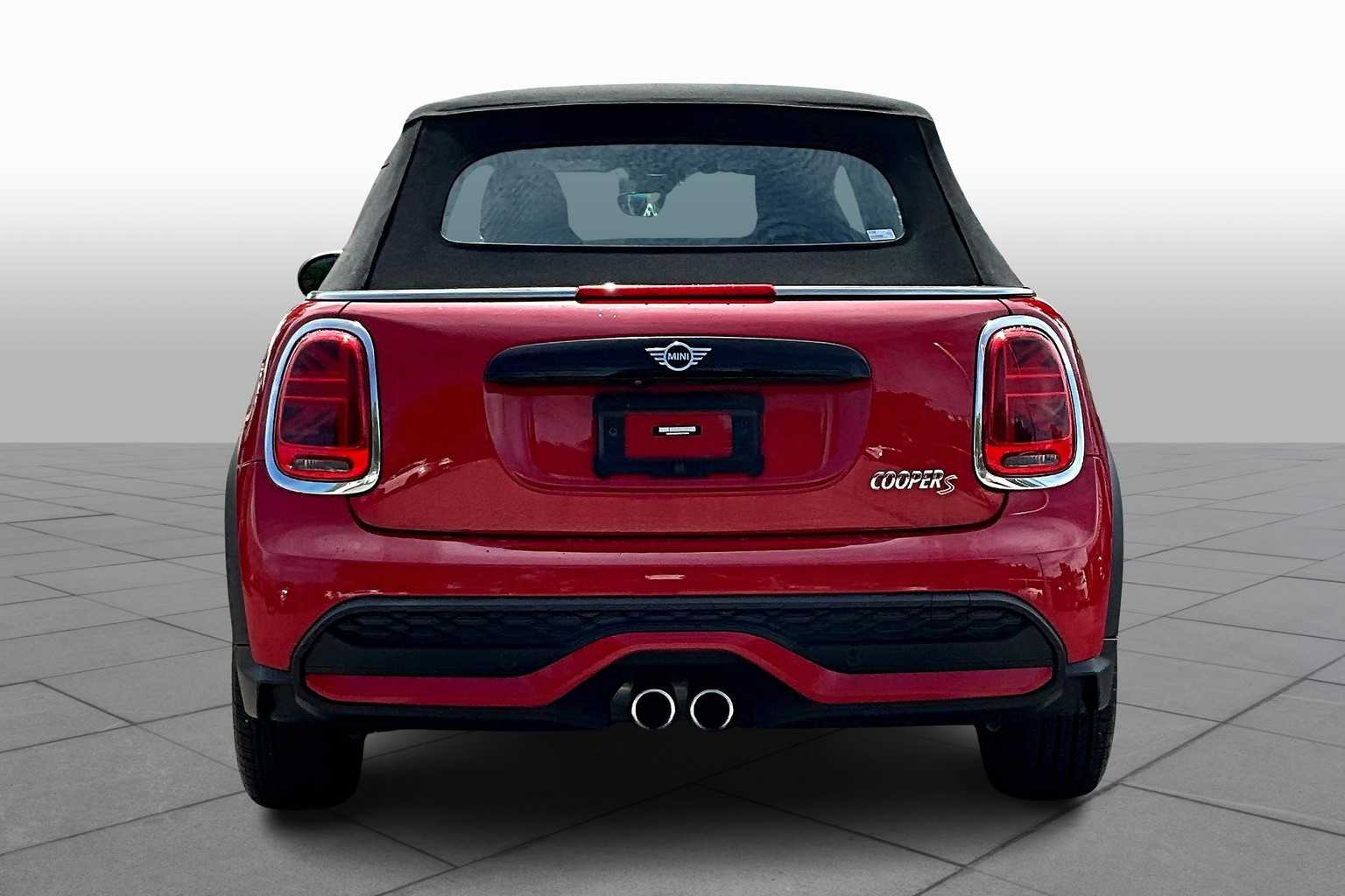 2022 Mini Cooper Convertible S photo 3