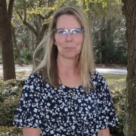 Staff member Kim Barrineau from ID_591851