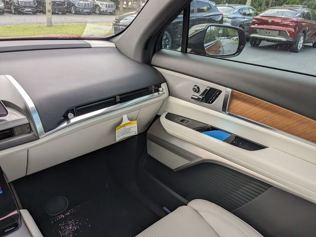 2026 Cadillac VISTIQ Luxury - Photo 20