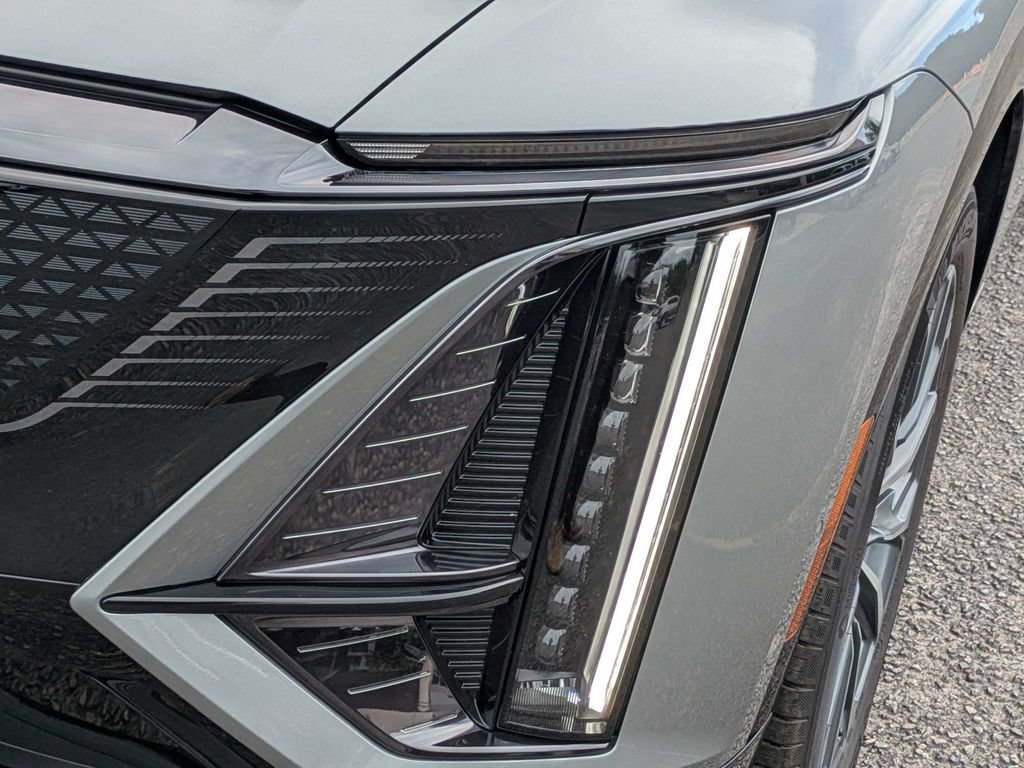 2026 Cadillac LYRIQ Premium Sport - Photo 9