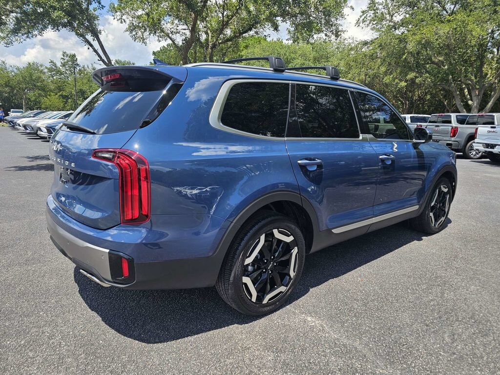 Used 2025 Kia Telluride S SUV