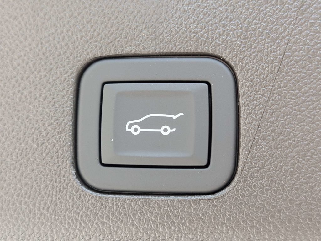 2026 Cadillac Escalade ESV Luxury - Photo 15