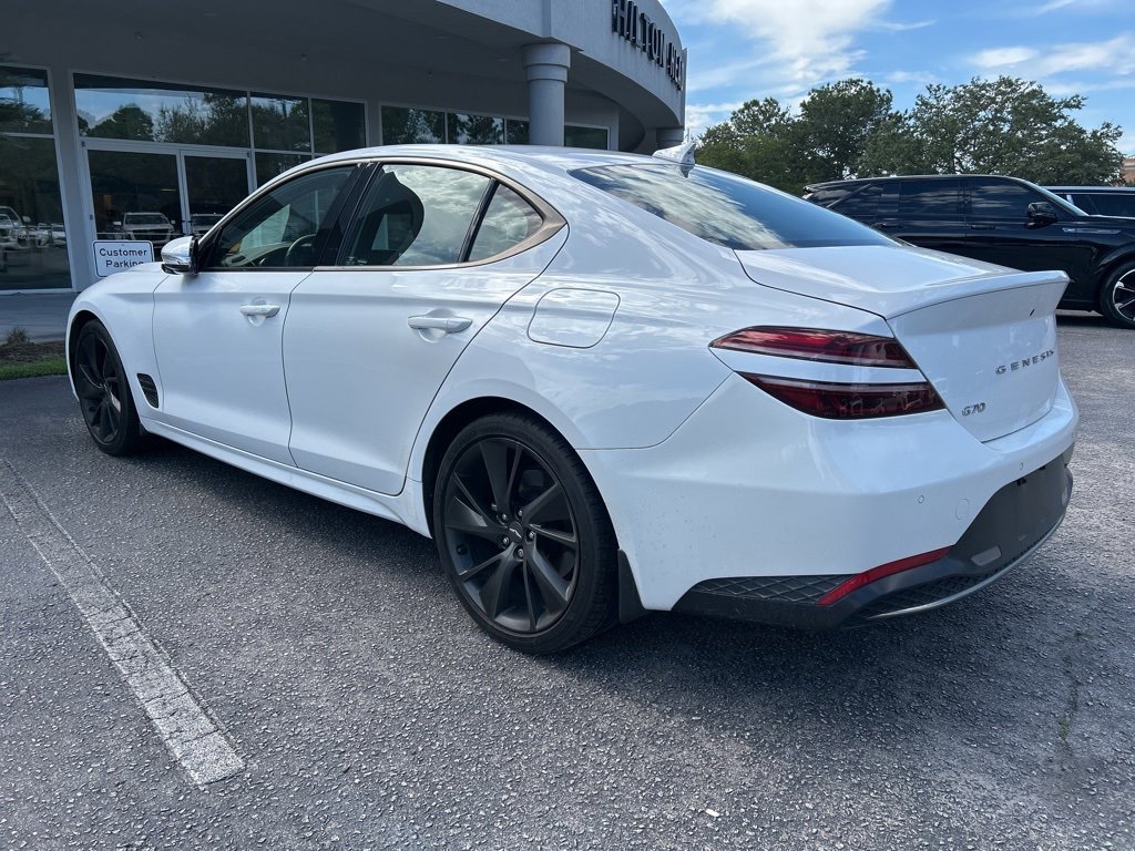 2023 Genesis G70 2.0T Sport Prestige photo 4