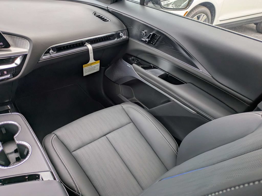 2026 Cadillac LYRIQ Premium Sport - Photo 18