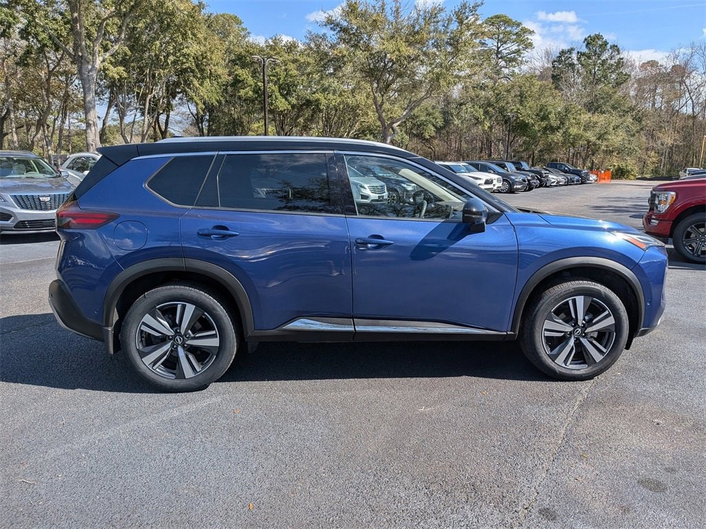 Used 2022 Nissan Rogue Platinum FWD SUV