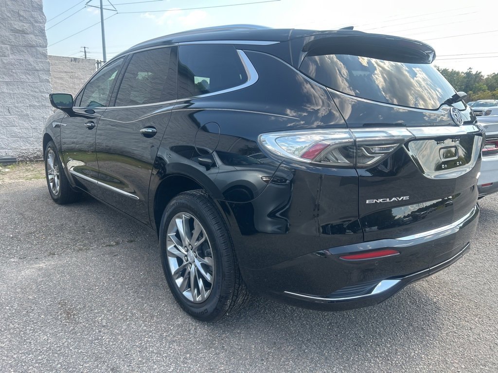 2022 Buick Enclave Avenir photo 4