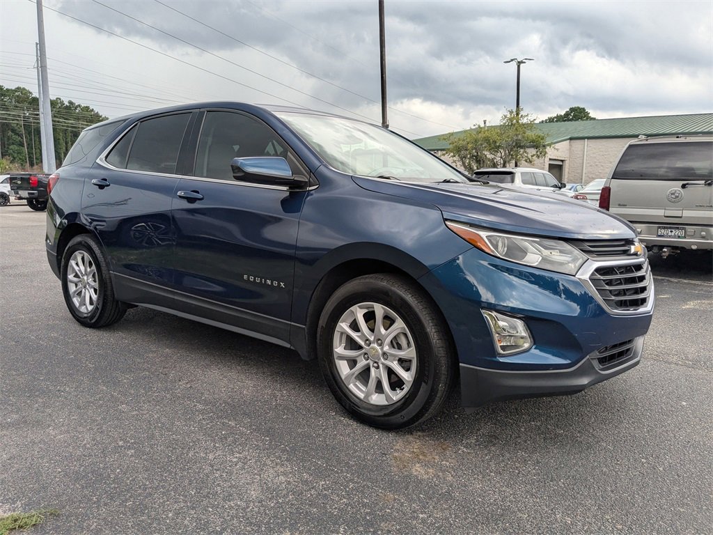 2019 Chevrolet Equinox LT photo 2