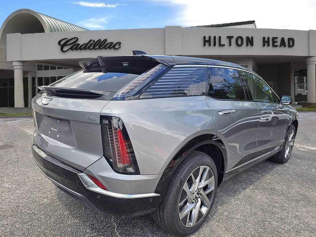2027 Cadillac OPTIQ Luxury - Photo 6