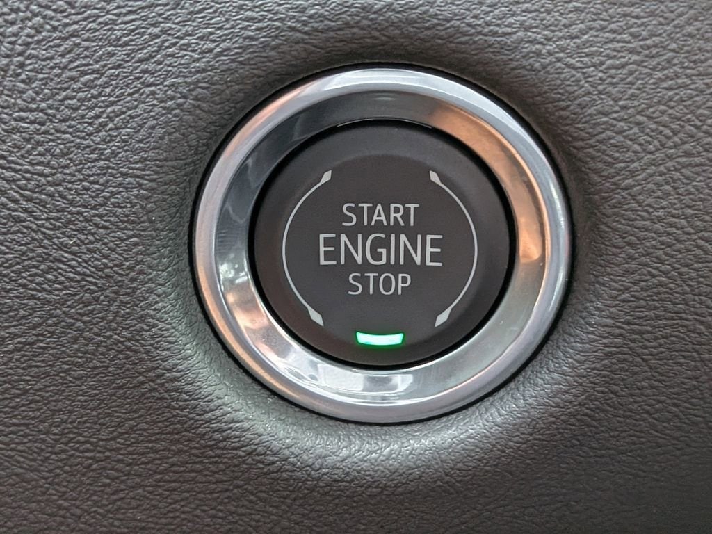 2026 Cadillac Escalade Sport - Photo 33