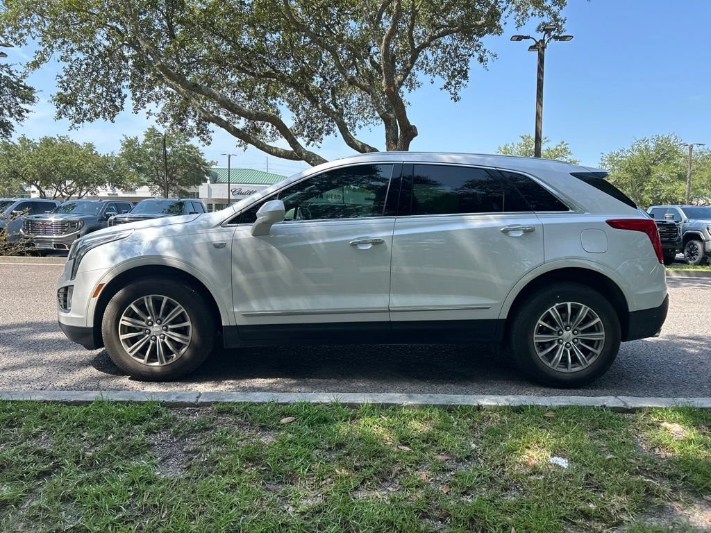 Used 2019 CADILLAC XT5 Luxury FWD SUV