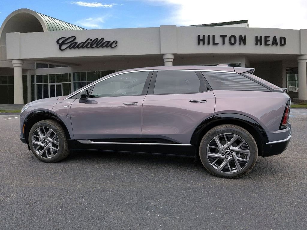 New 2026 CADILLAC OPTIQ Luxury SUV