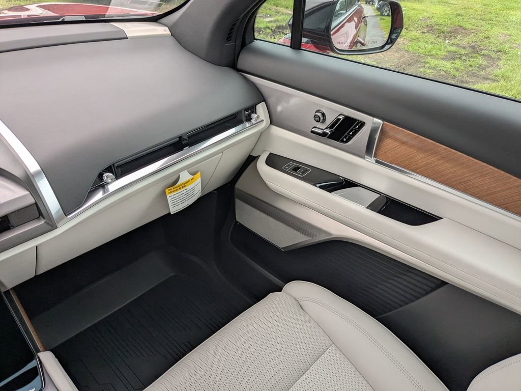 2026 Cadillac VISTIQ Sport - Photo 20